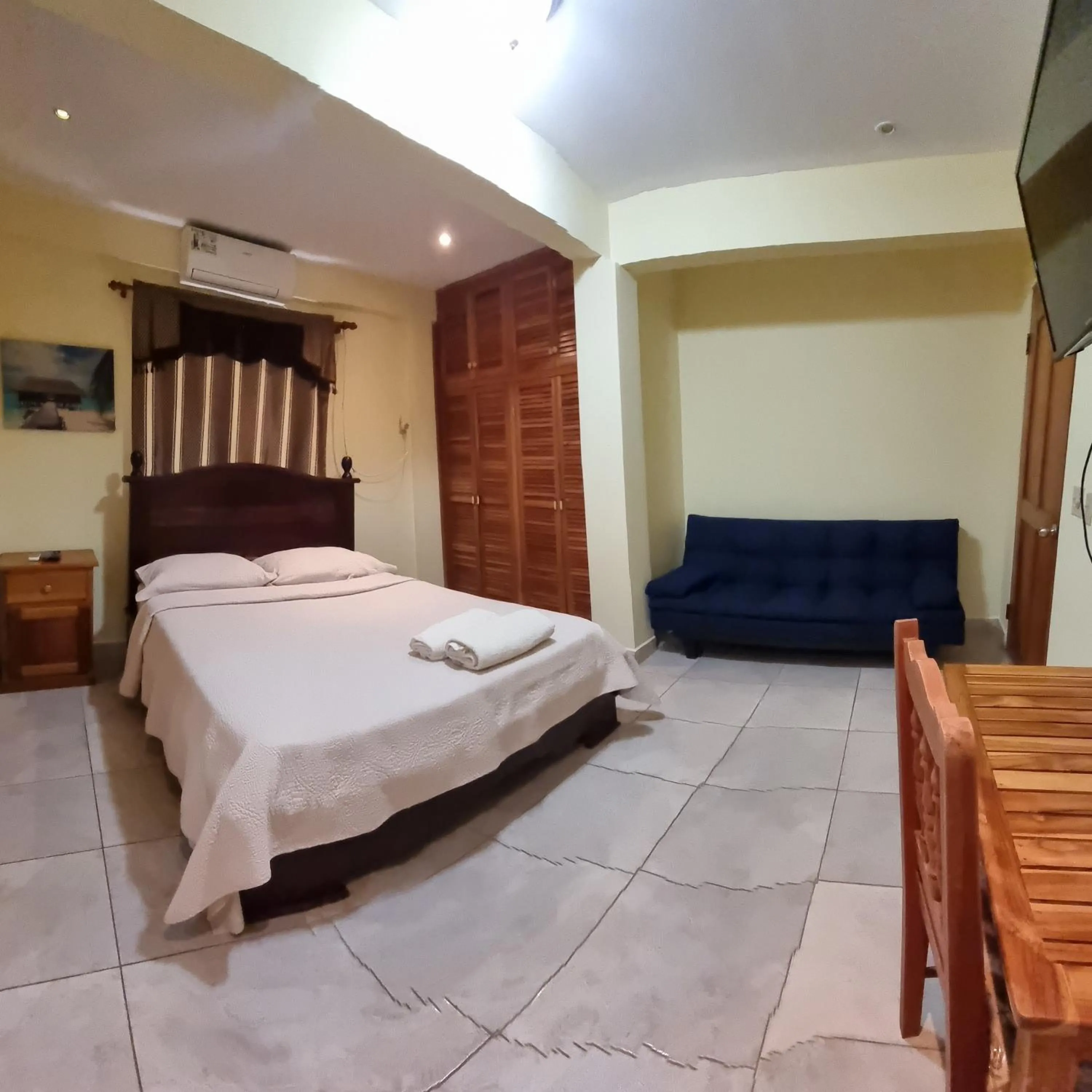 Bed in Hostal Bocas Tropical Paradise