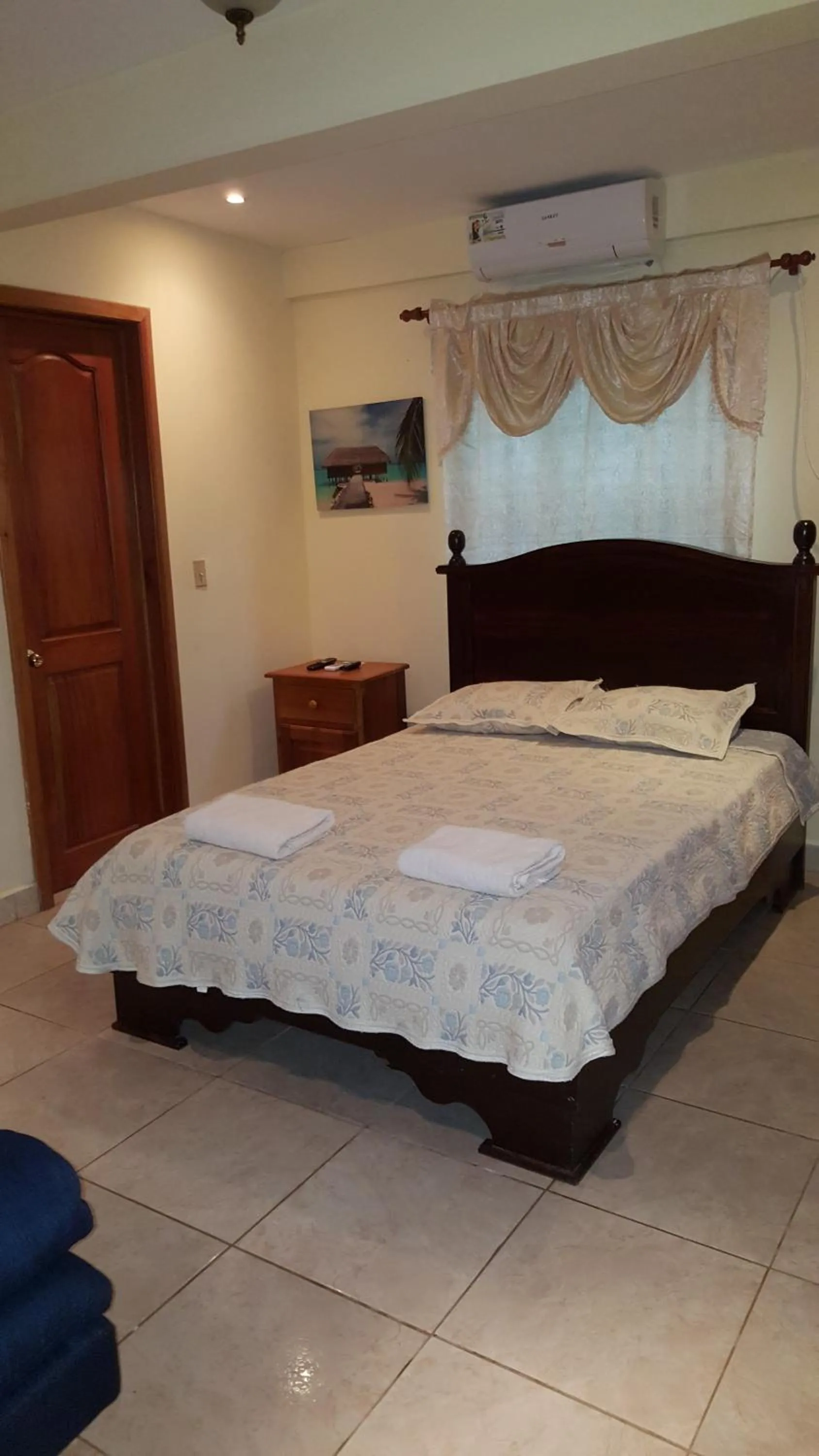 Bed in Hostal Bocas Tropical Paradise