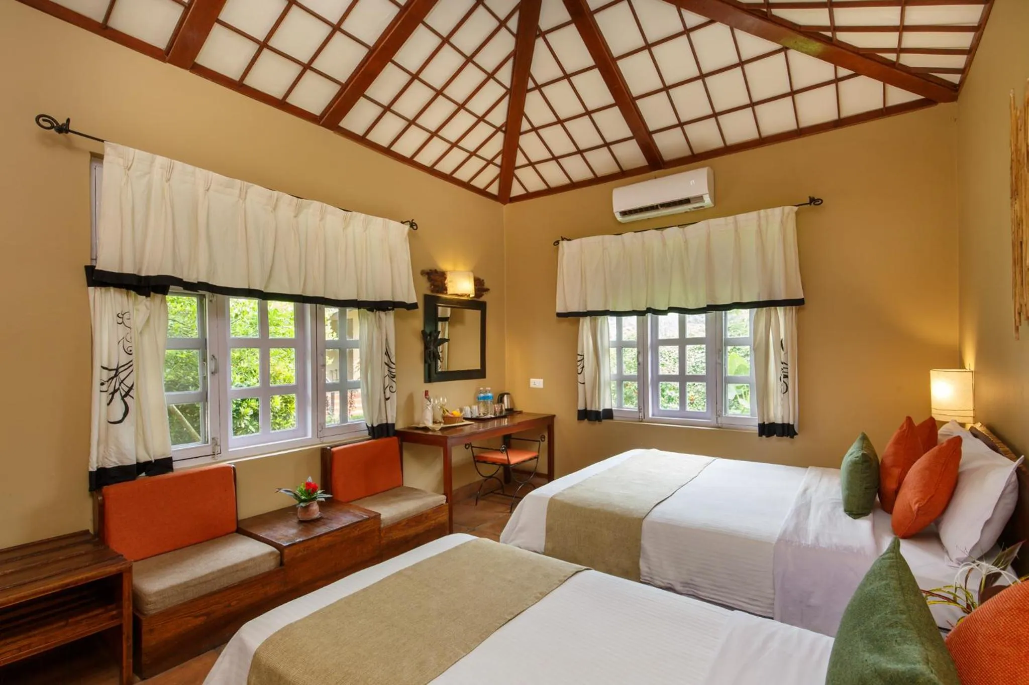Bedroom, Bed in Green Mansions Jungle Resort
