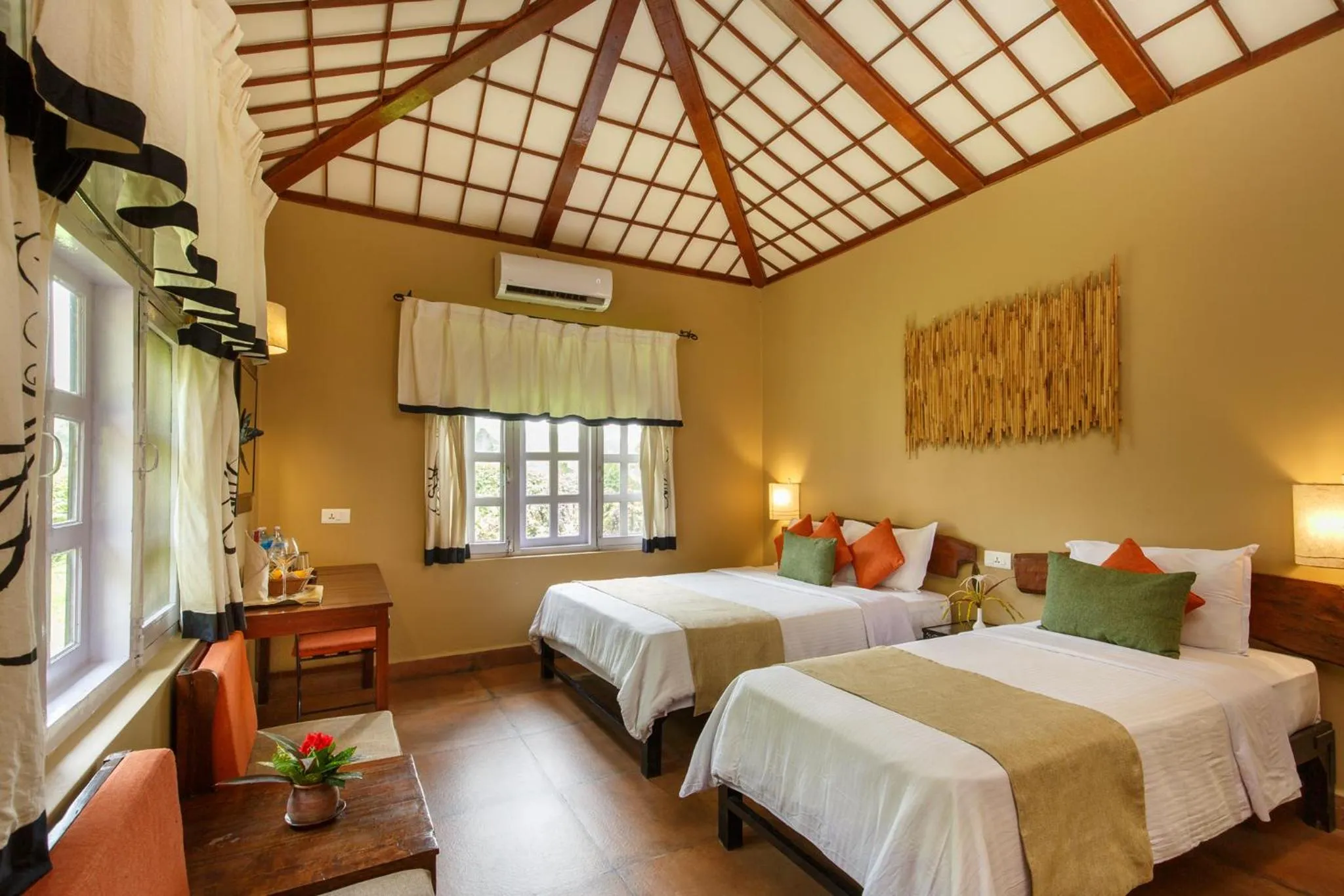 Bedroom, Bed in Green Mansions Jungle Resort