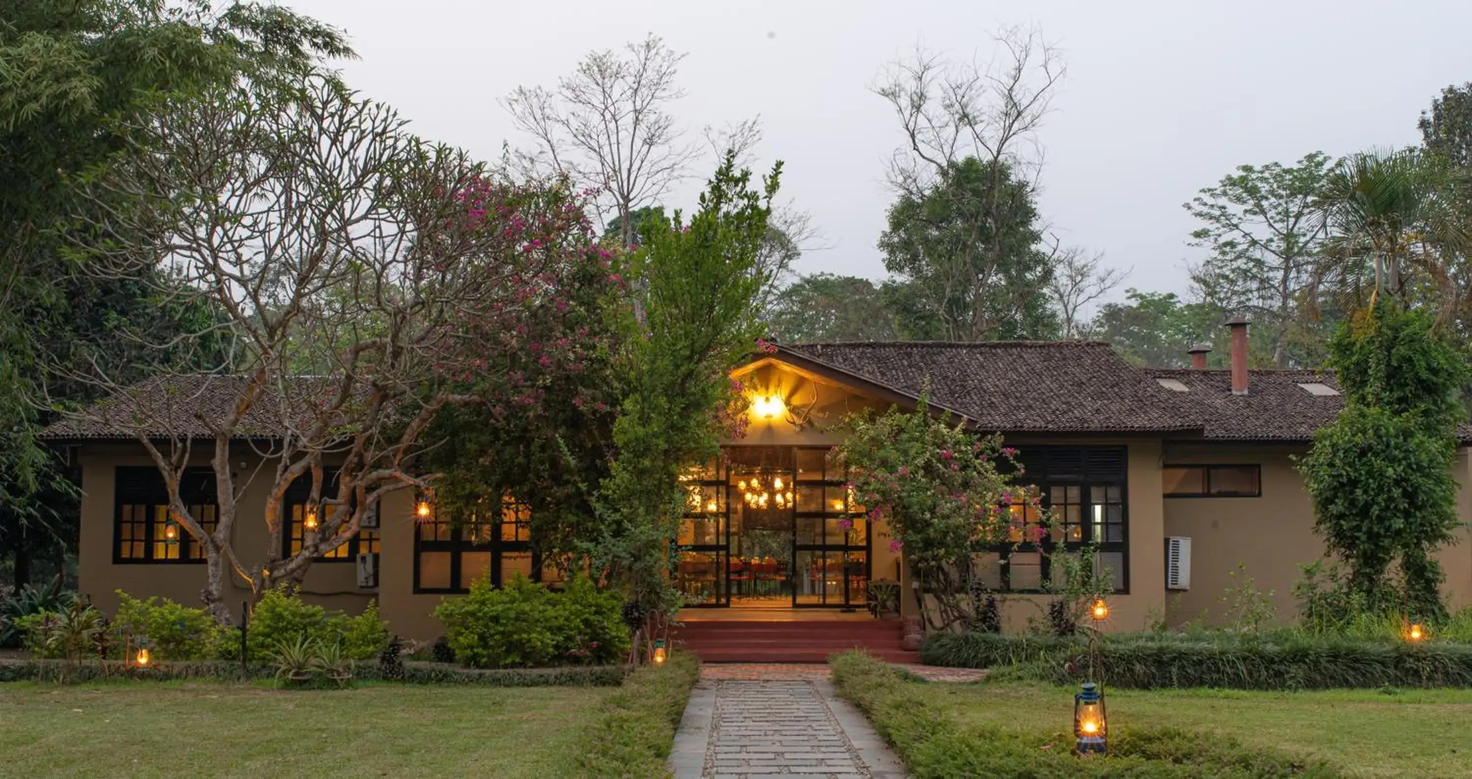 Restaurant/places to eat in Green Mansions Jungle Resort Restaurant/places to eat in Green Mansions Jungle Resort
