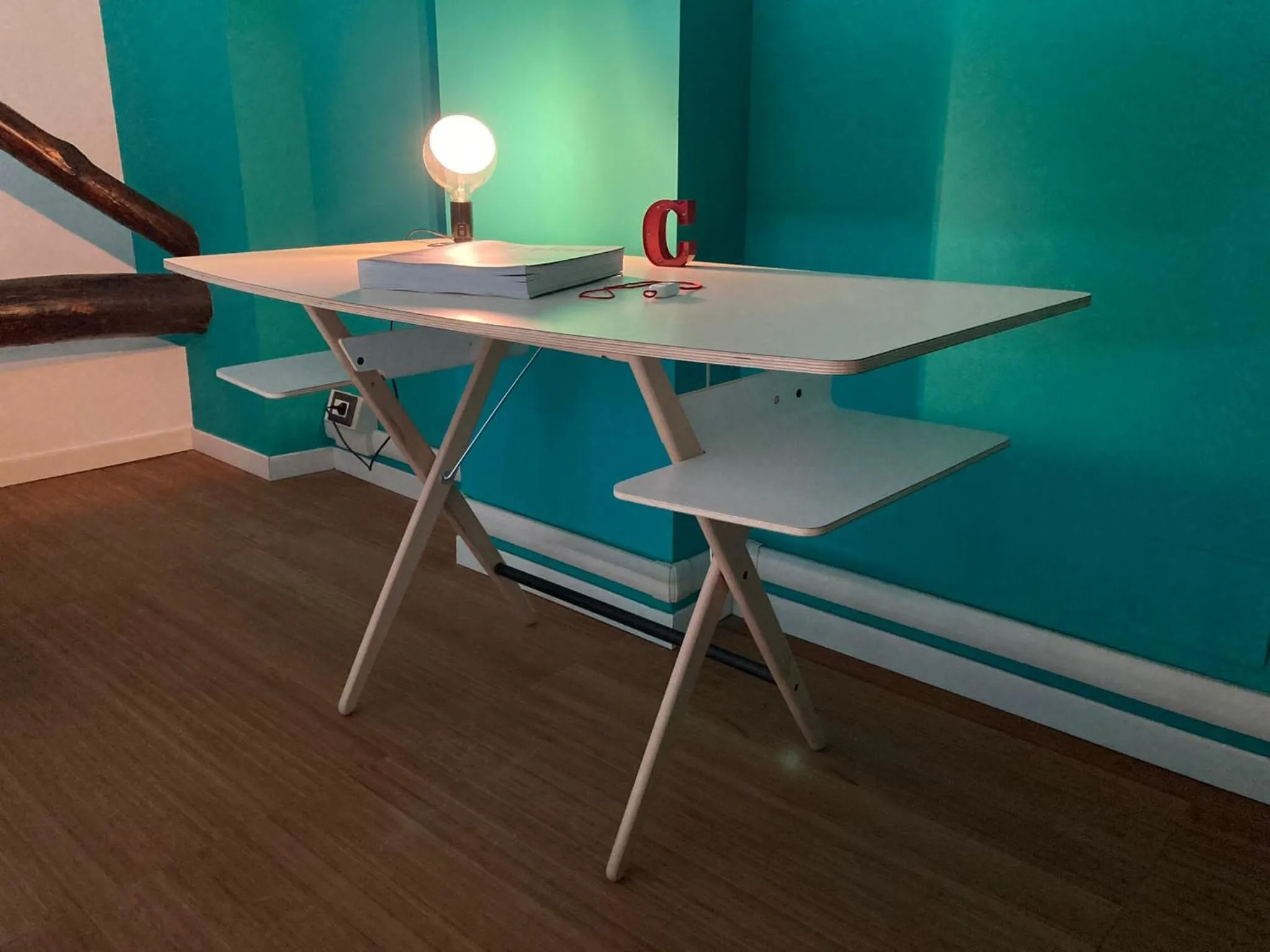 LT - Room's Bed & Living