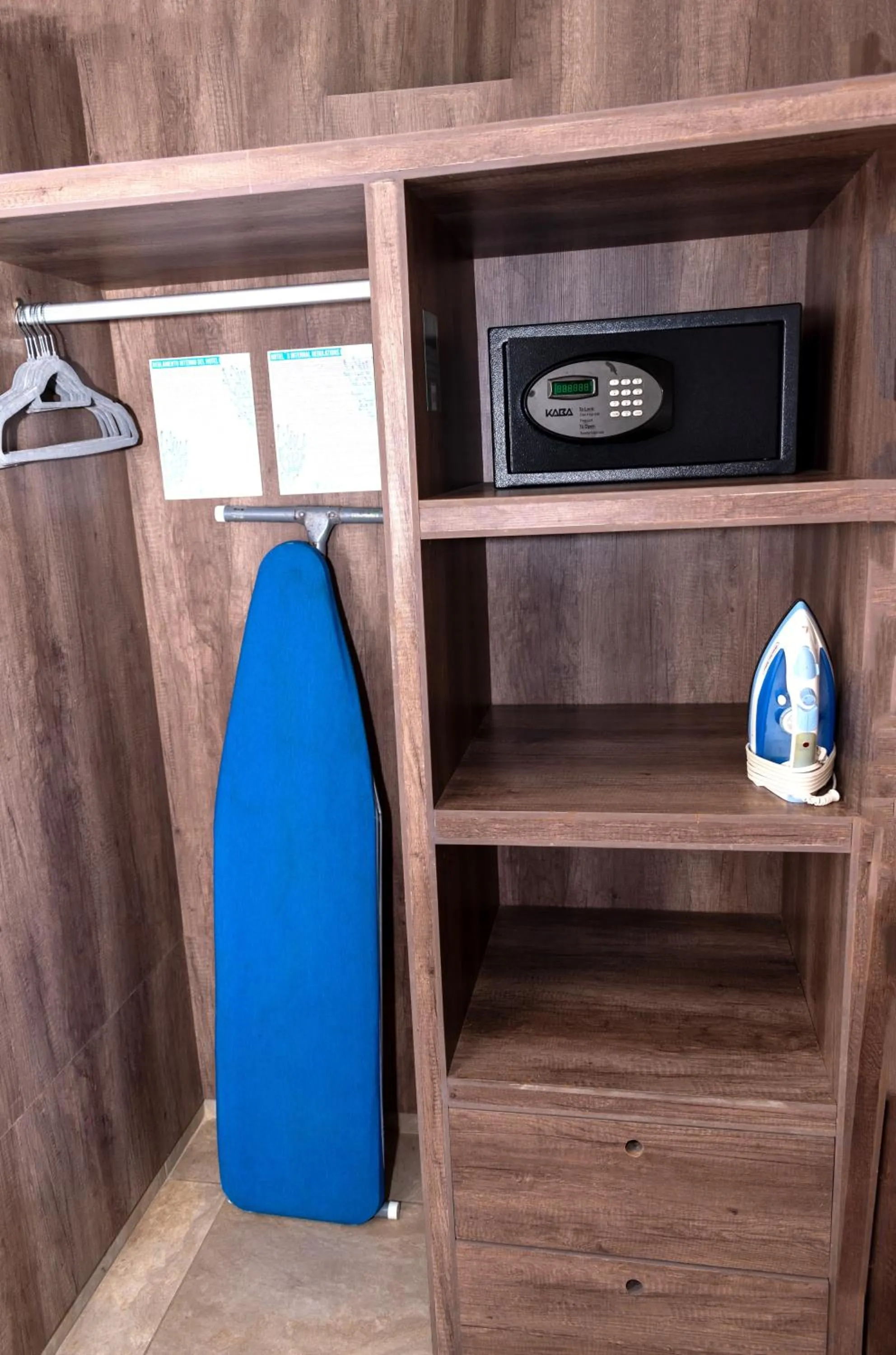 flat iron in Coral Blue Huatulco All Inclusive