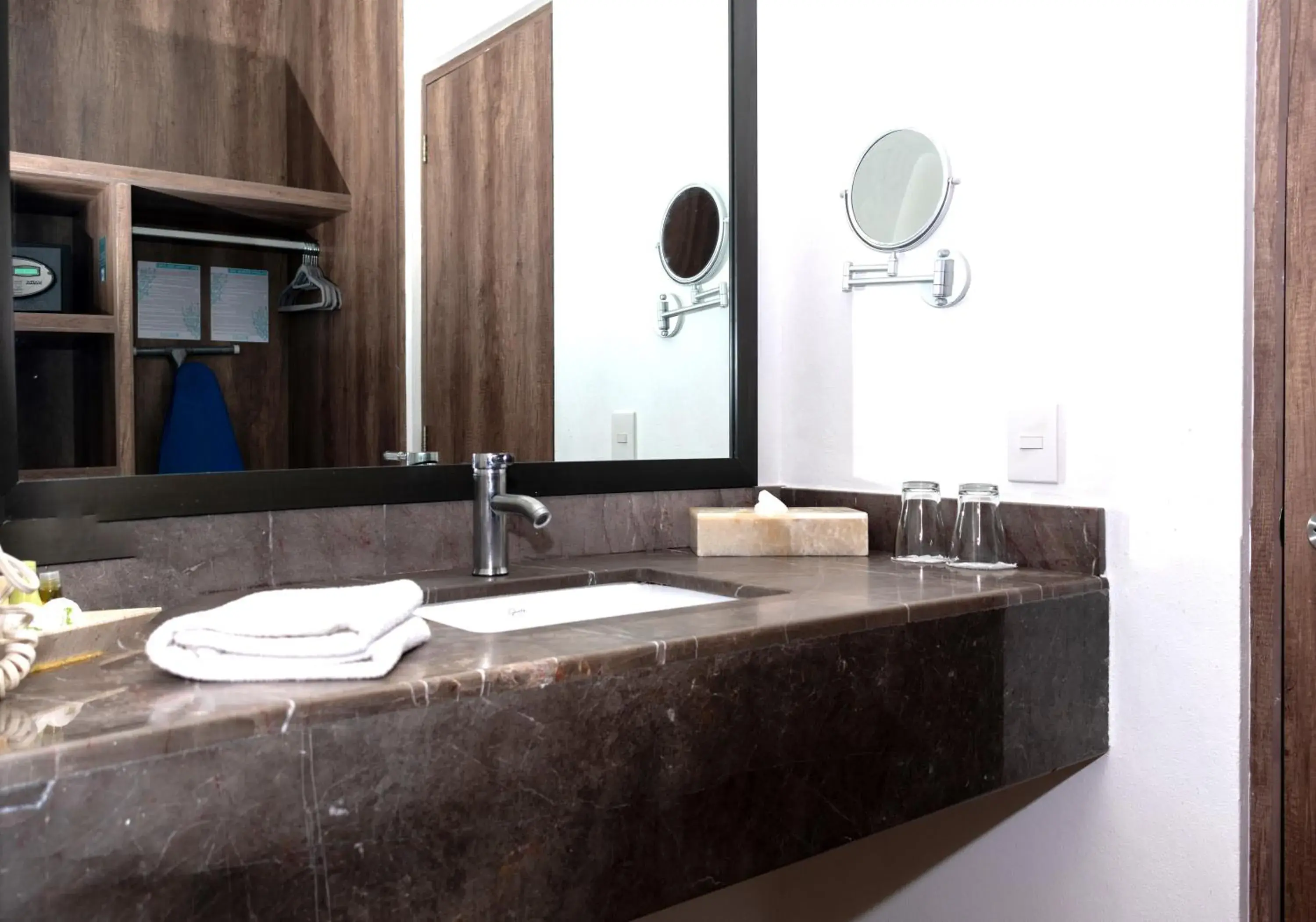 Bathroom in Coral Blue Huatulco All Inclusive Bathroom in Coral Blue Huatulco All Inclusive