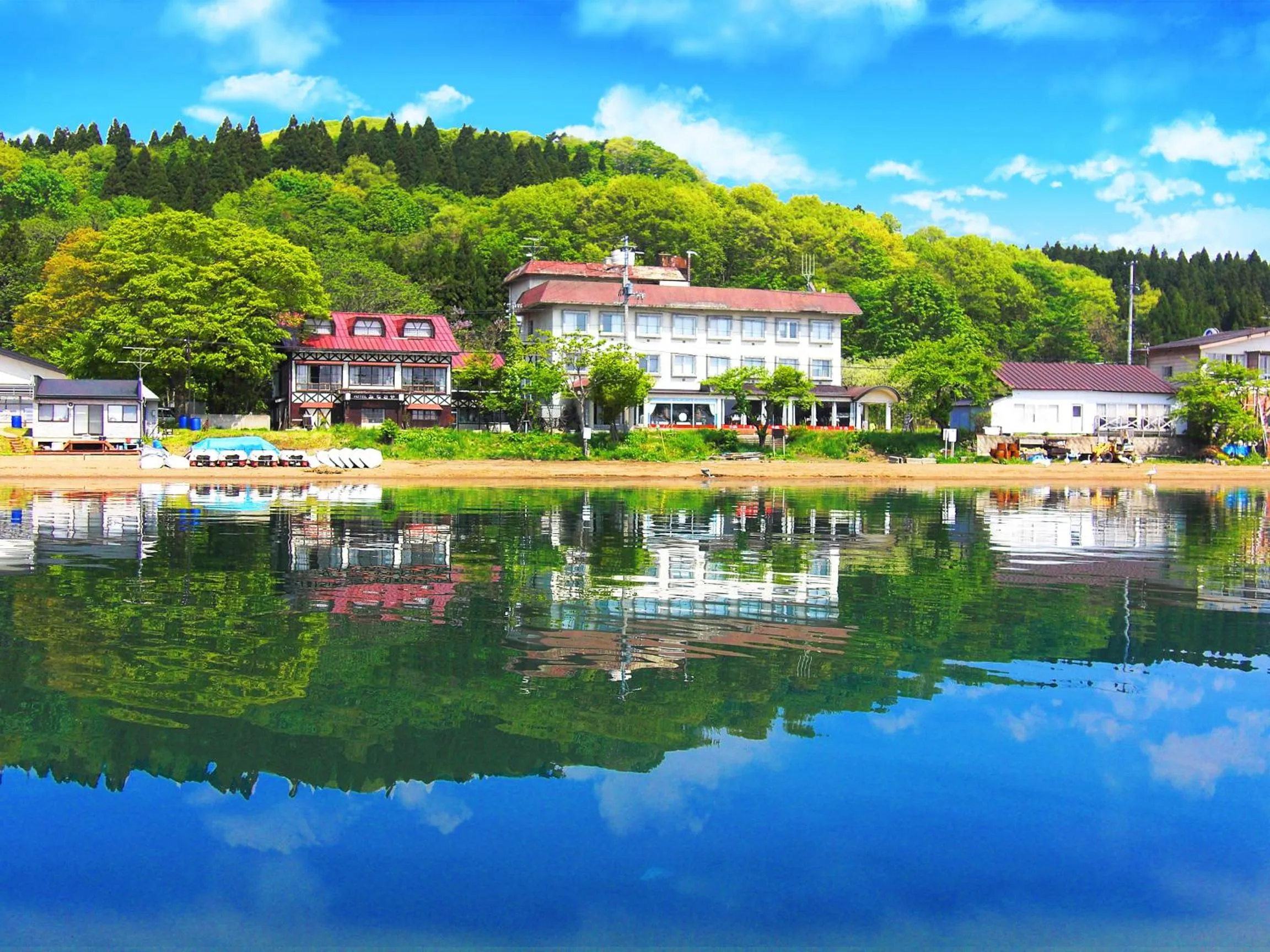 Lake Side Hotel Minatoya