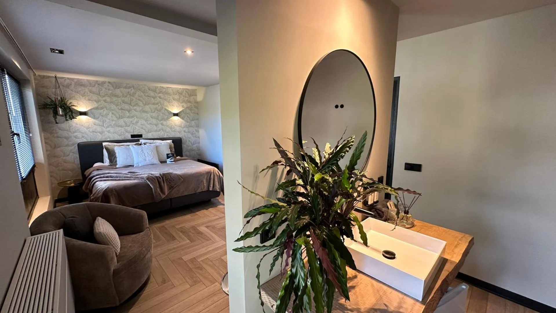 Bed in Boutique Hotel Le Faucon