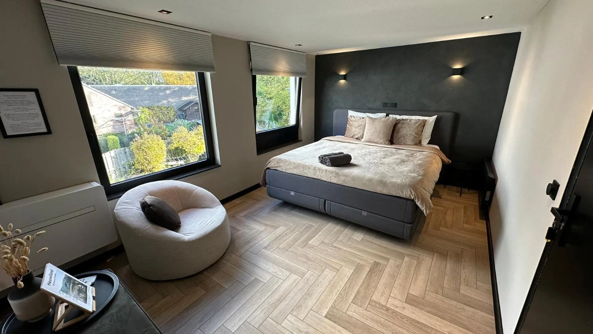 Bed in Boutique Hotel Le Faucon