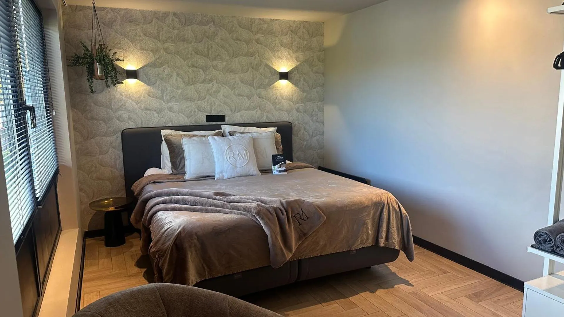 Bed in Boutique Hotel Le Faucon