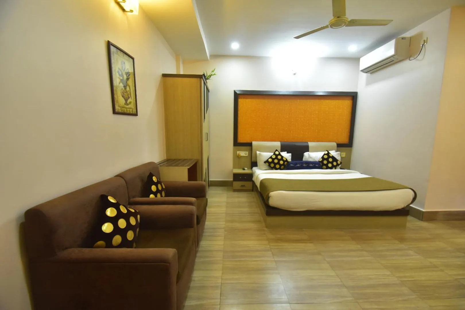 Bedroom in Hotel Royal Highness