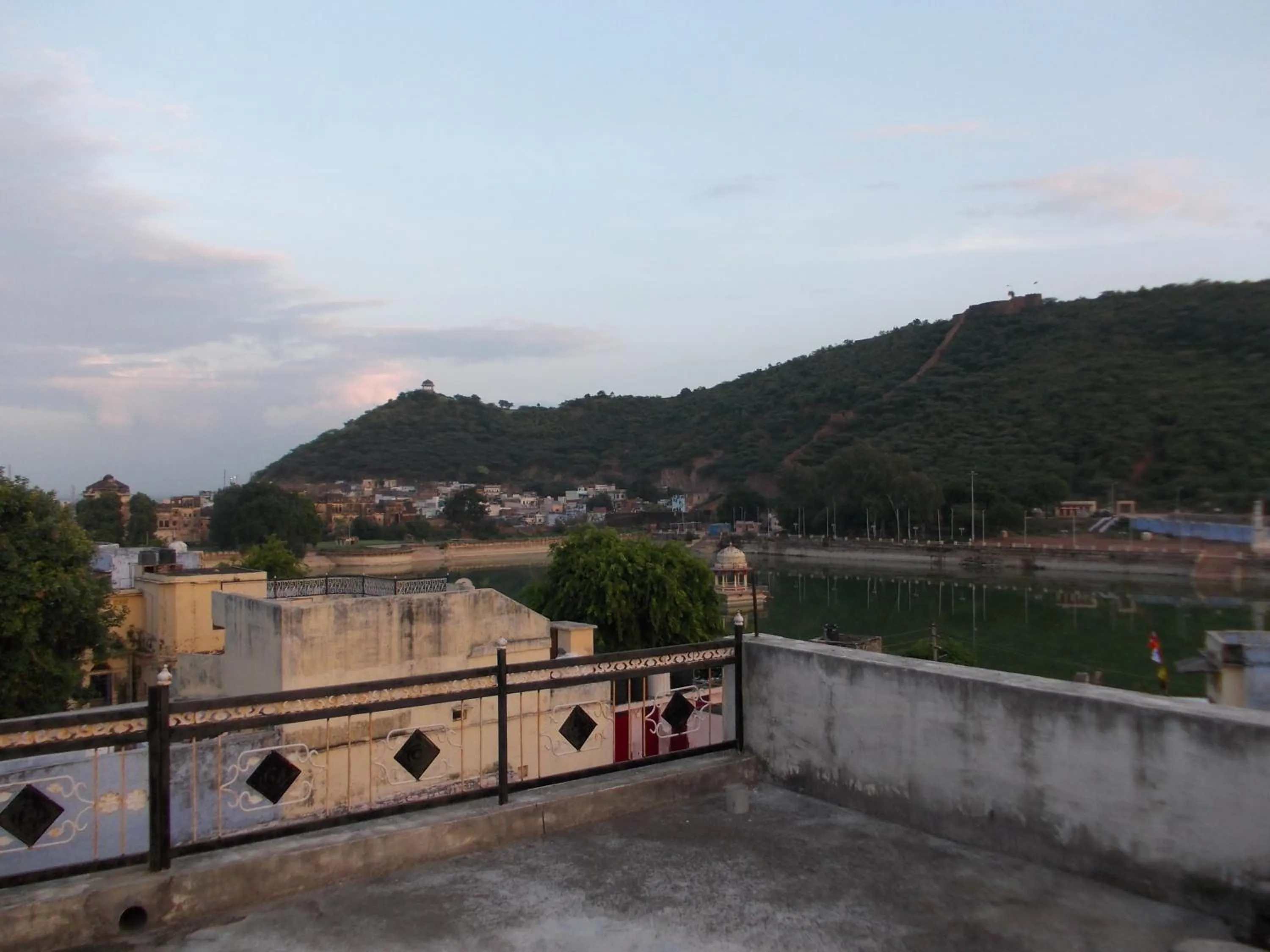 Lake view in Raj Mahal Guest House