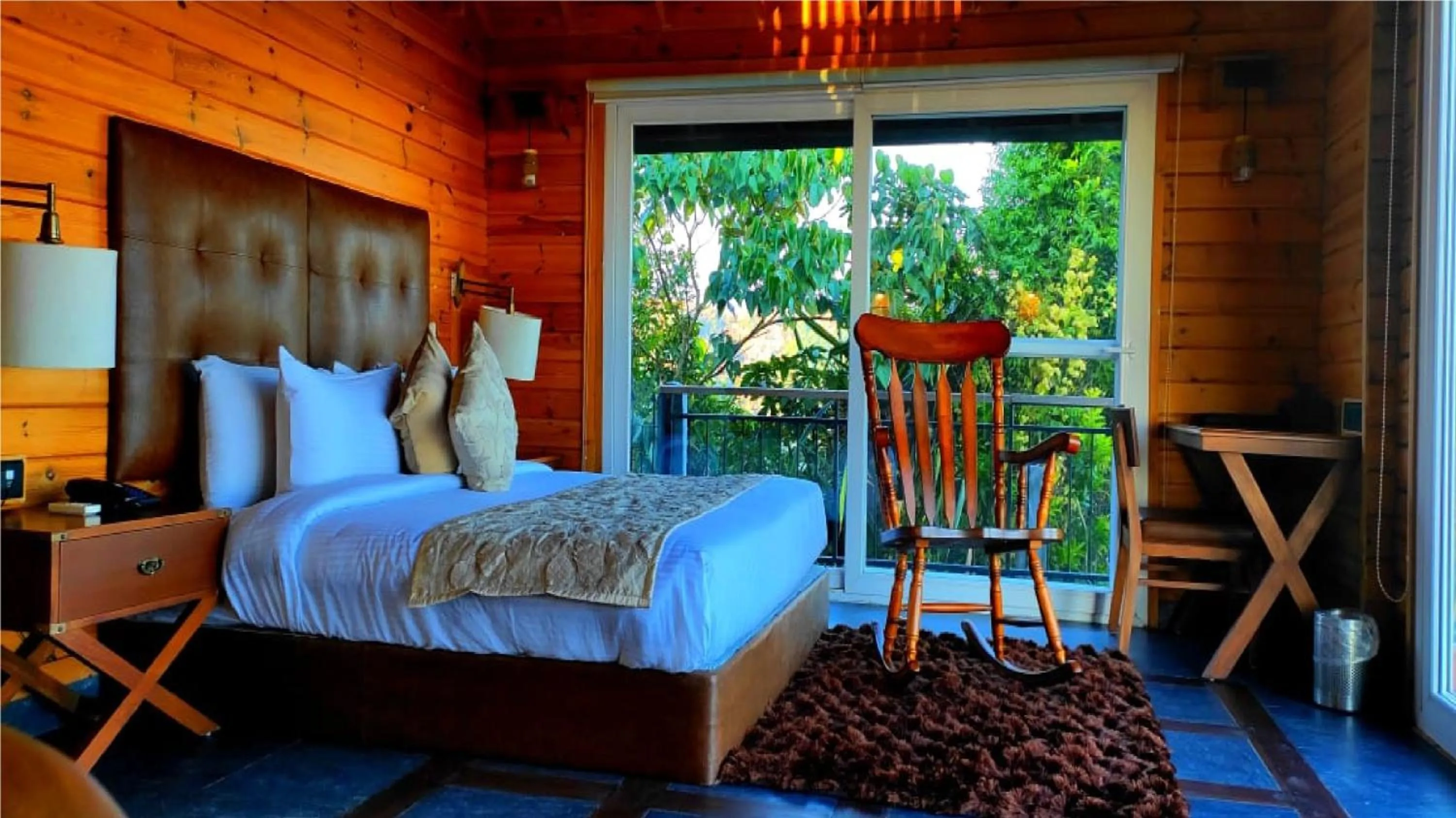 Bed in Polo Cherrapunjee Resort