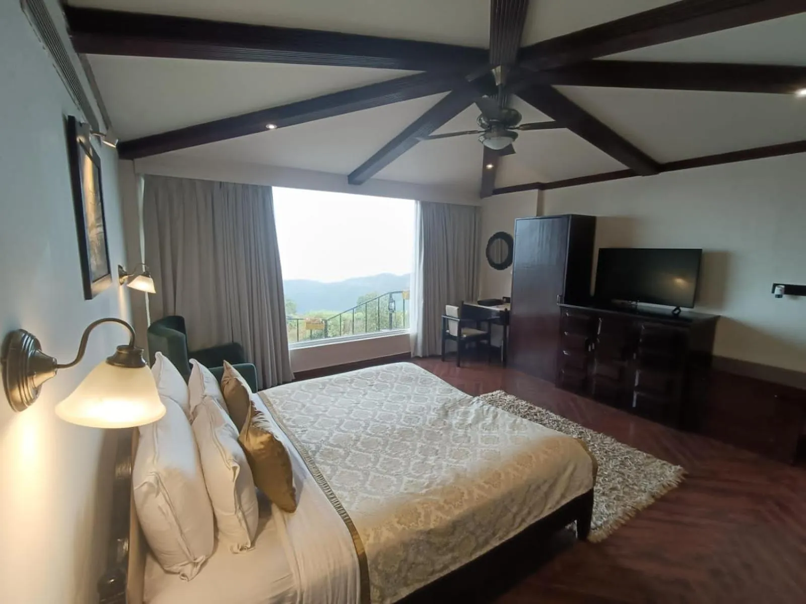 TV and multimedia, Bed in Polo Cherrapunjee Resort