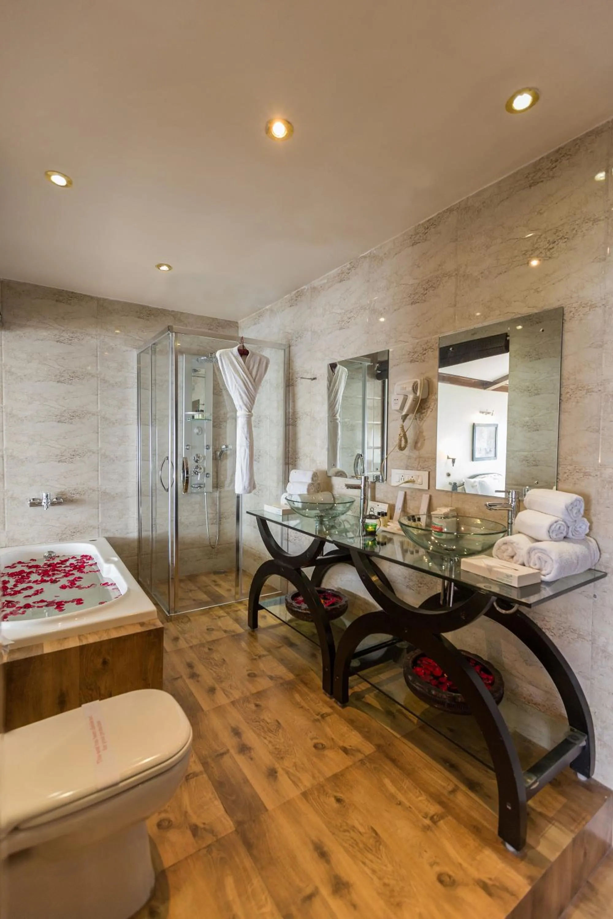 Bathroom in Polo Cherrapunjee Resort