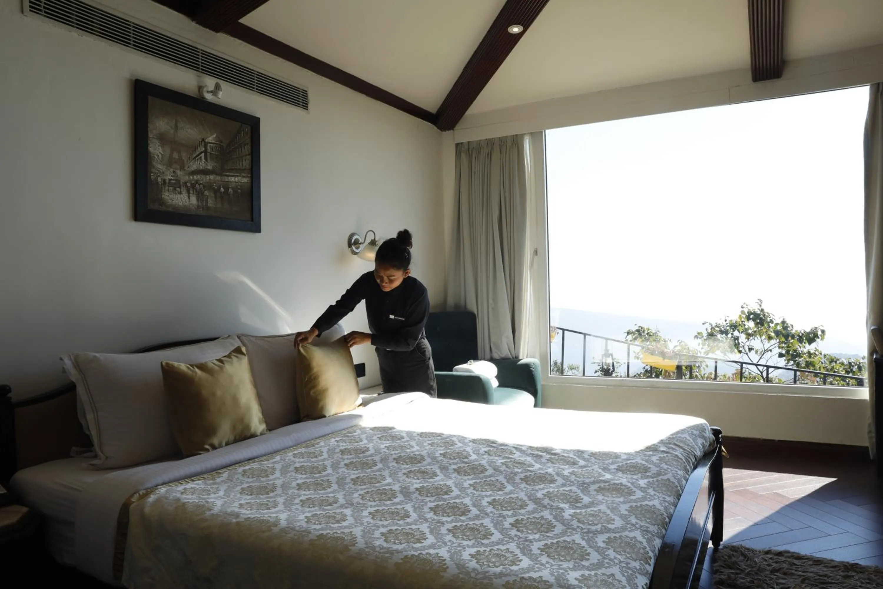 Mountain view, Bed in Polo Cherrapunjee Resort
