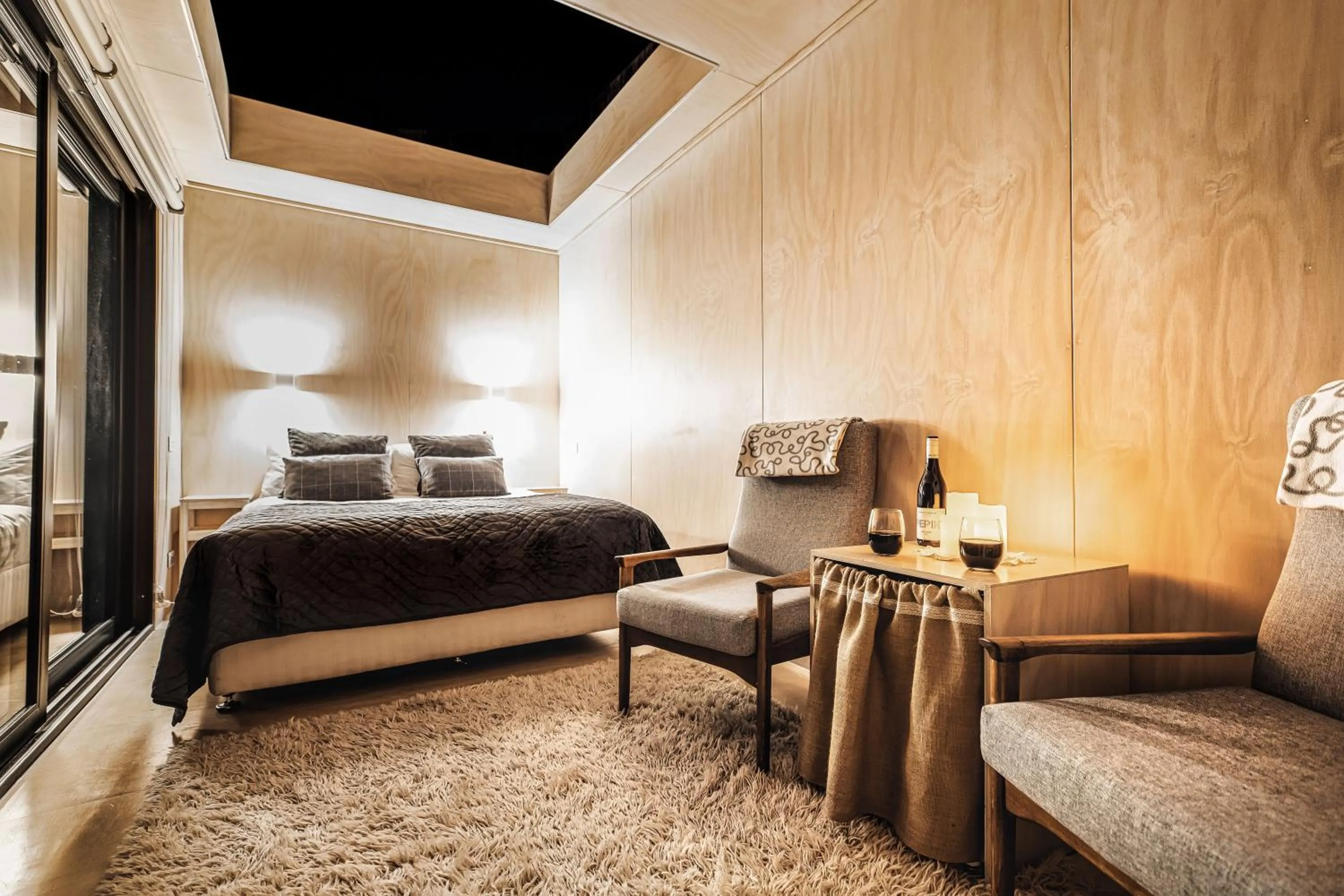 Photo of the whole room, Bed in Old Bishop's Quarters