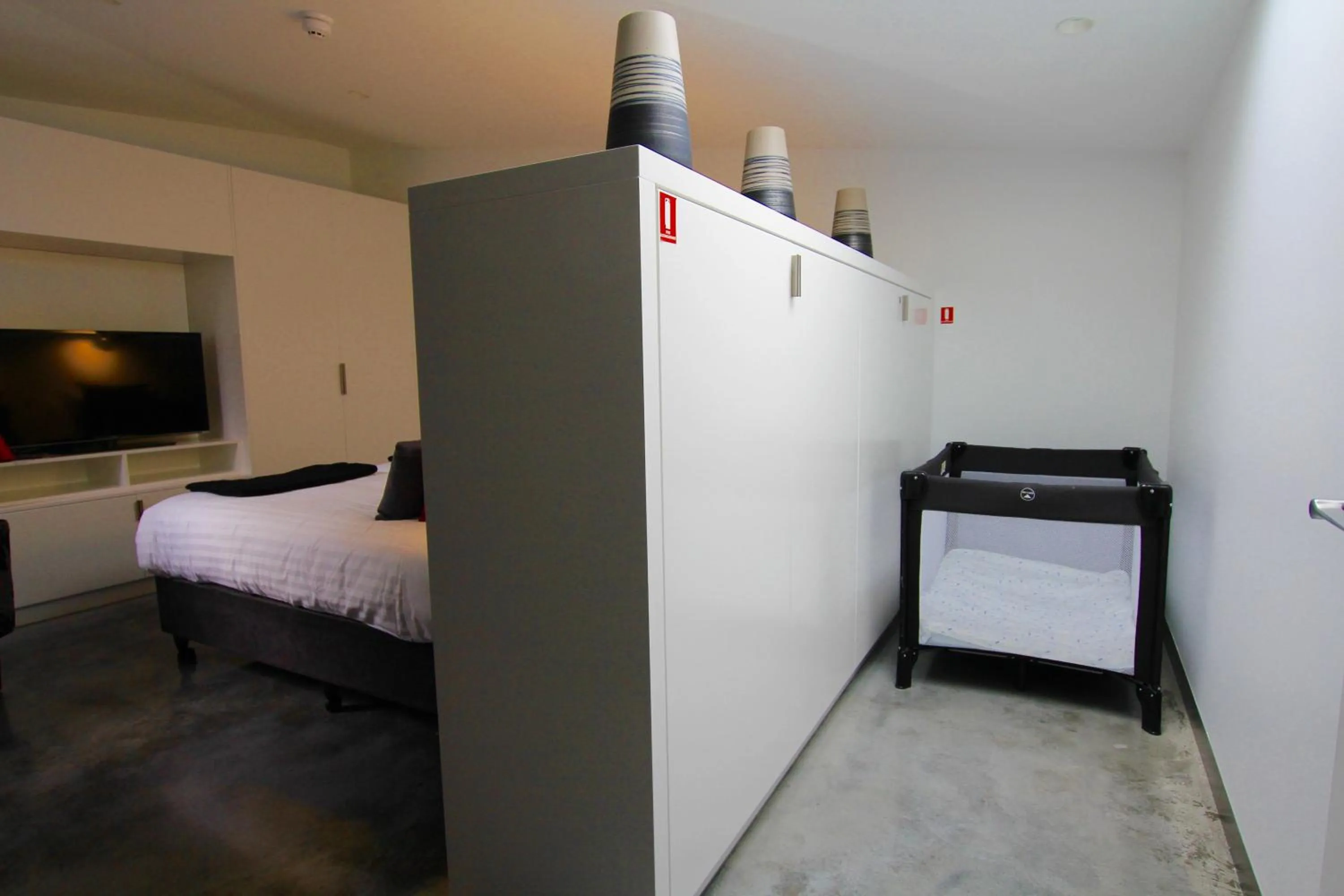 Photo of the whole room, Bed in Old Bishop's Quarters