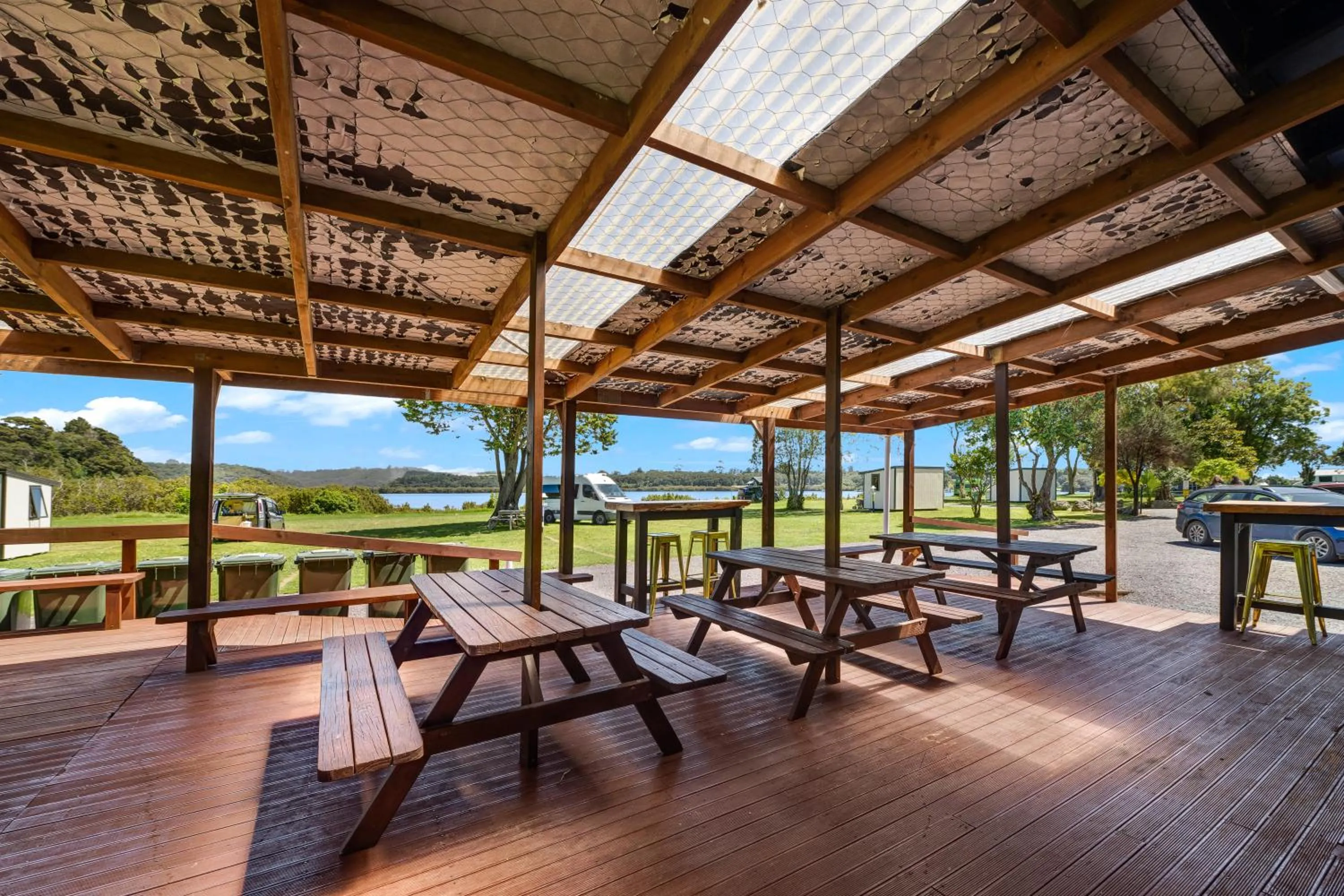 BBQ facilities in Waitangi Holiday Park