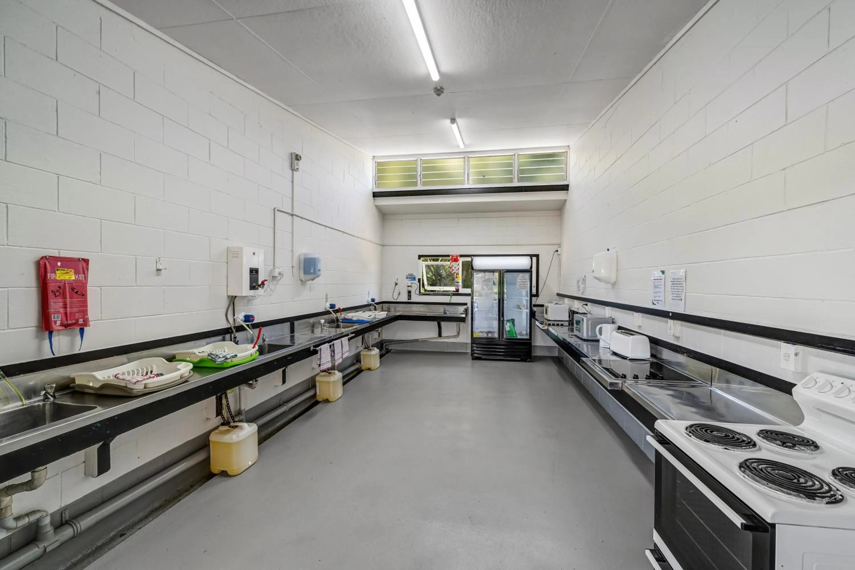 Kitchen or kitchenette in Waitangi Holiday Park