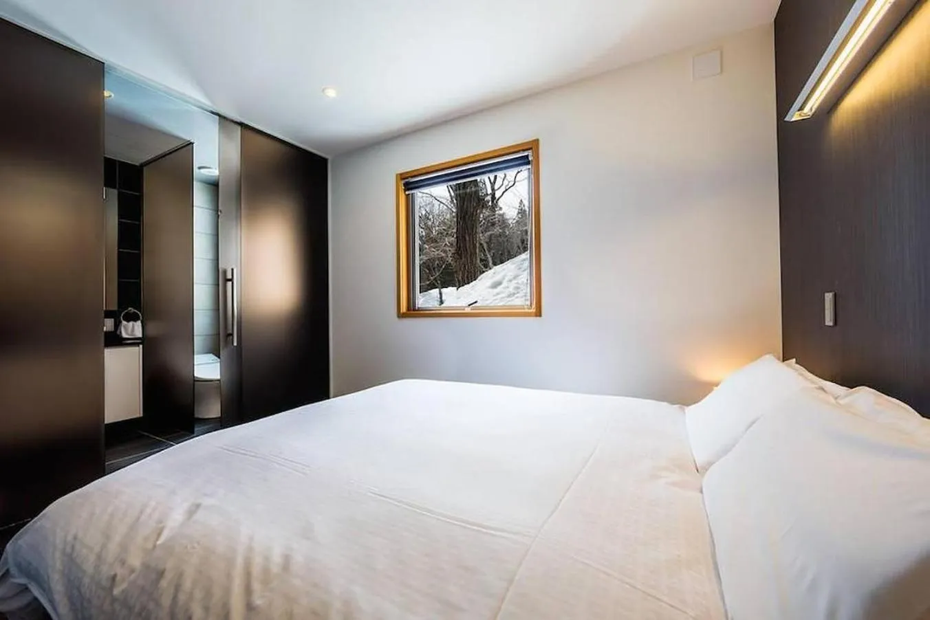 Bedroom, Bed in Phoenix Chalets by HHG