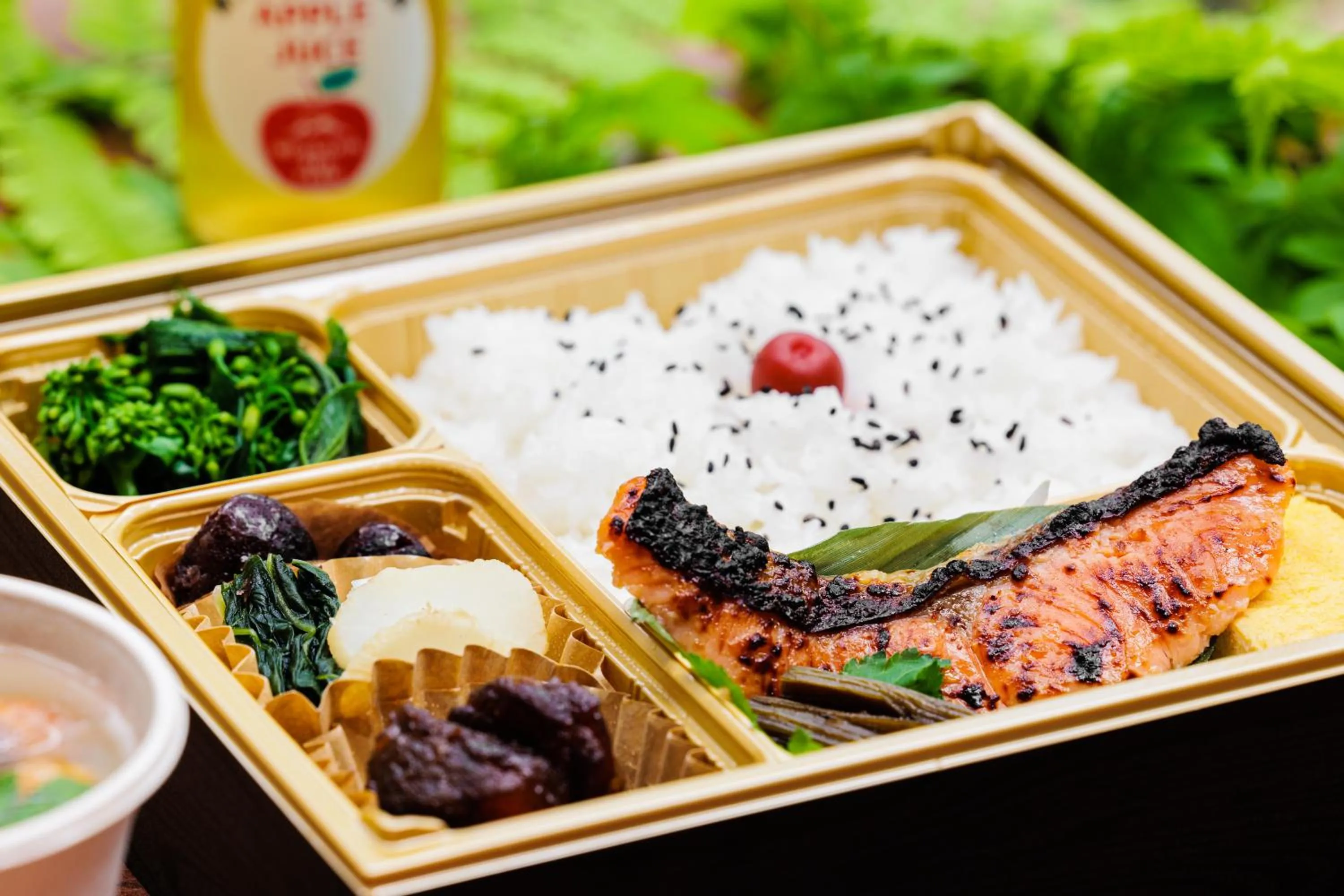 Breakfast in Phoenix Chalets by HHG