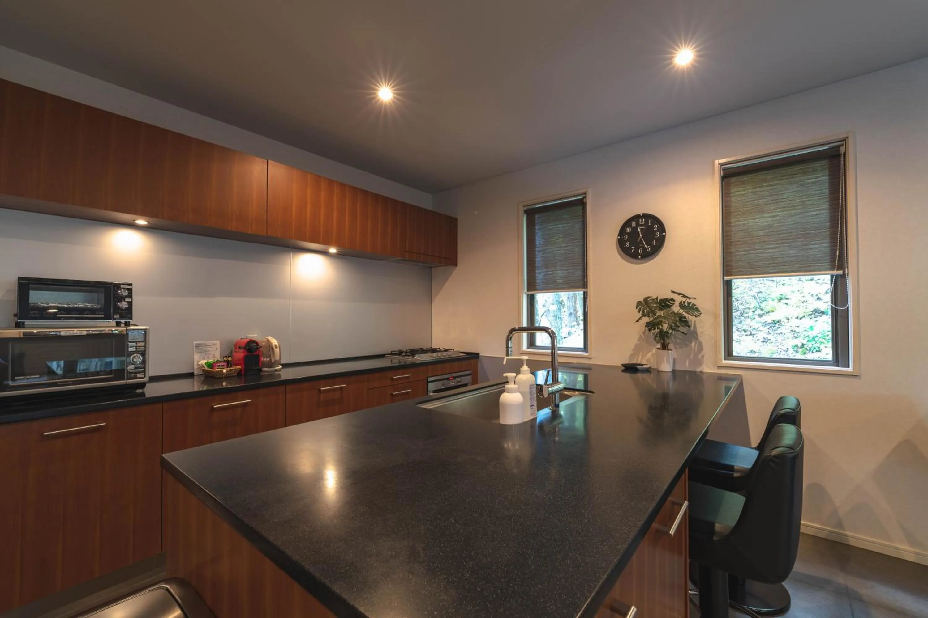 Kitchen or kitchenette in Phoenix Chalets by HHG