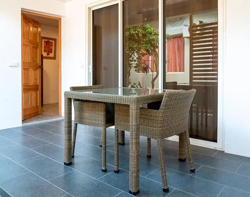 King Studio with Sofa Bed in Pare LODGE TAHITI King Studio with Sofa Bed in Pare LODGE TAHITI