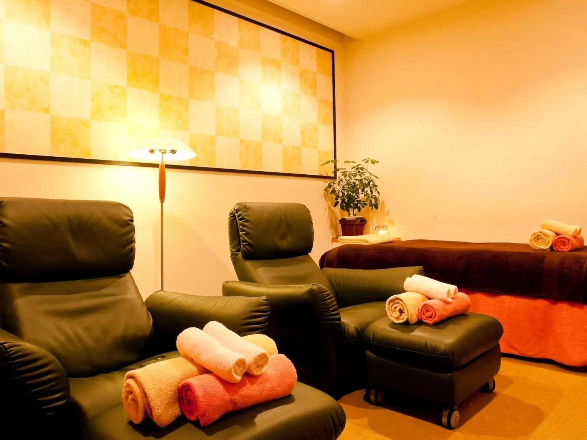 Massage, Seating Area in Shigakogen Prince Hotel