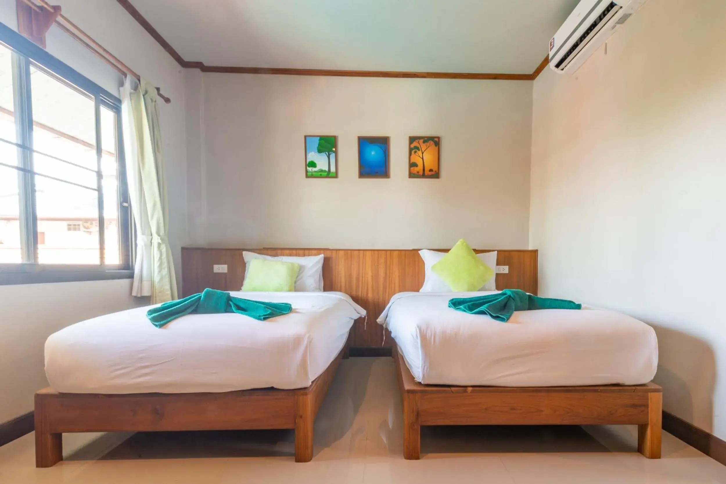 Bed in Medio De Pai Bed in Medio De Pai