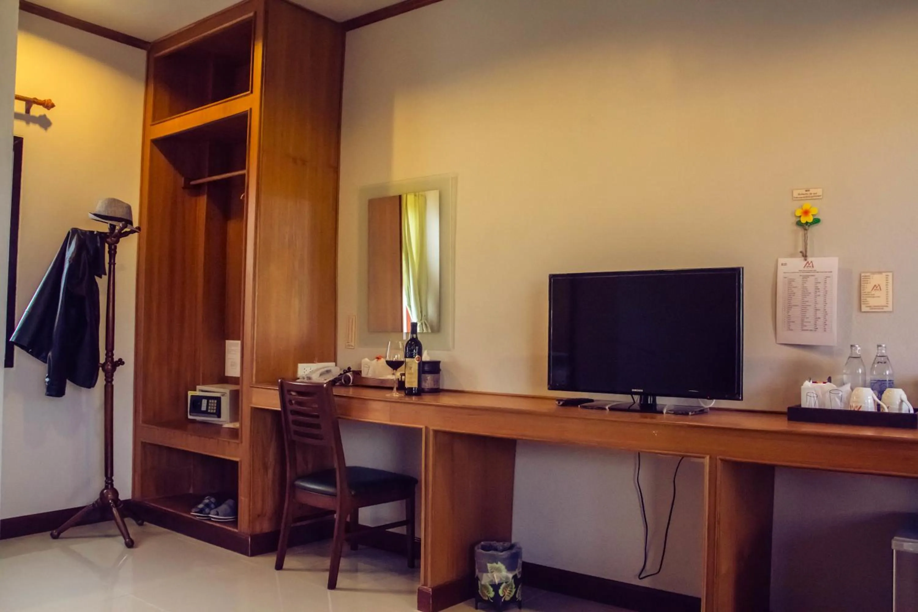 Photo of the whole room in Medio De Pai