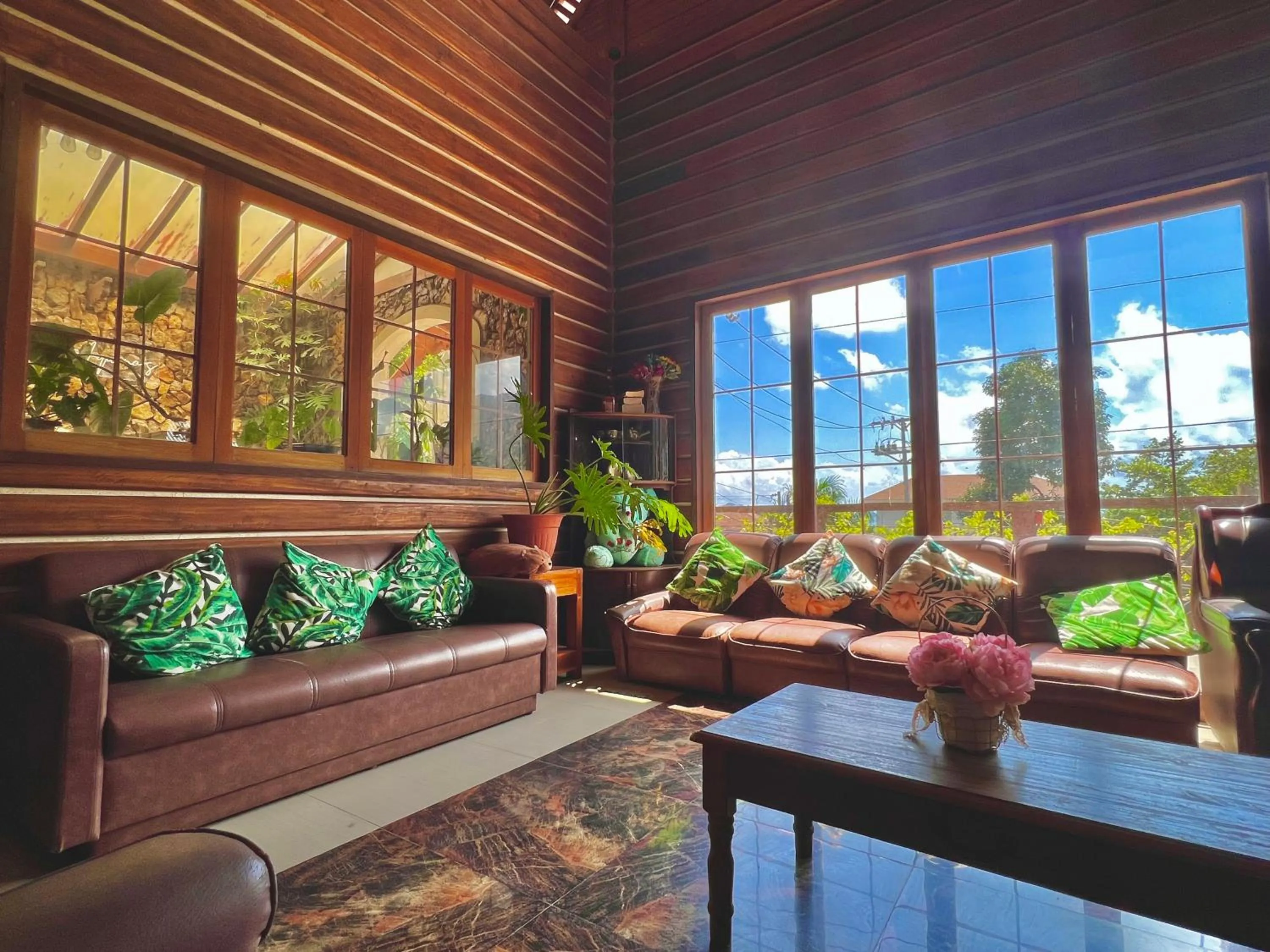 Seating area in Novie's Tourist Inn