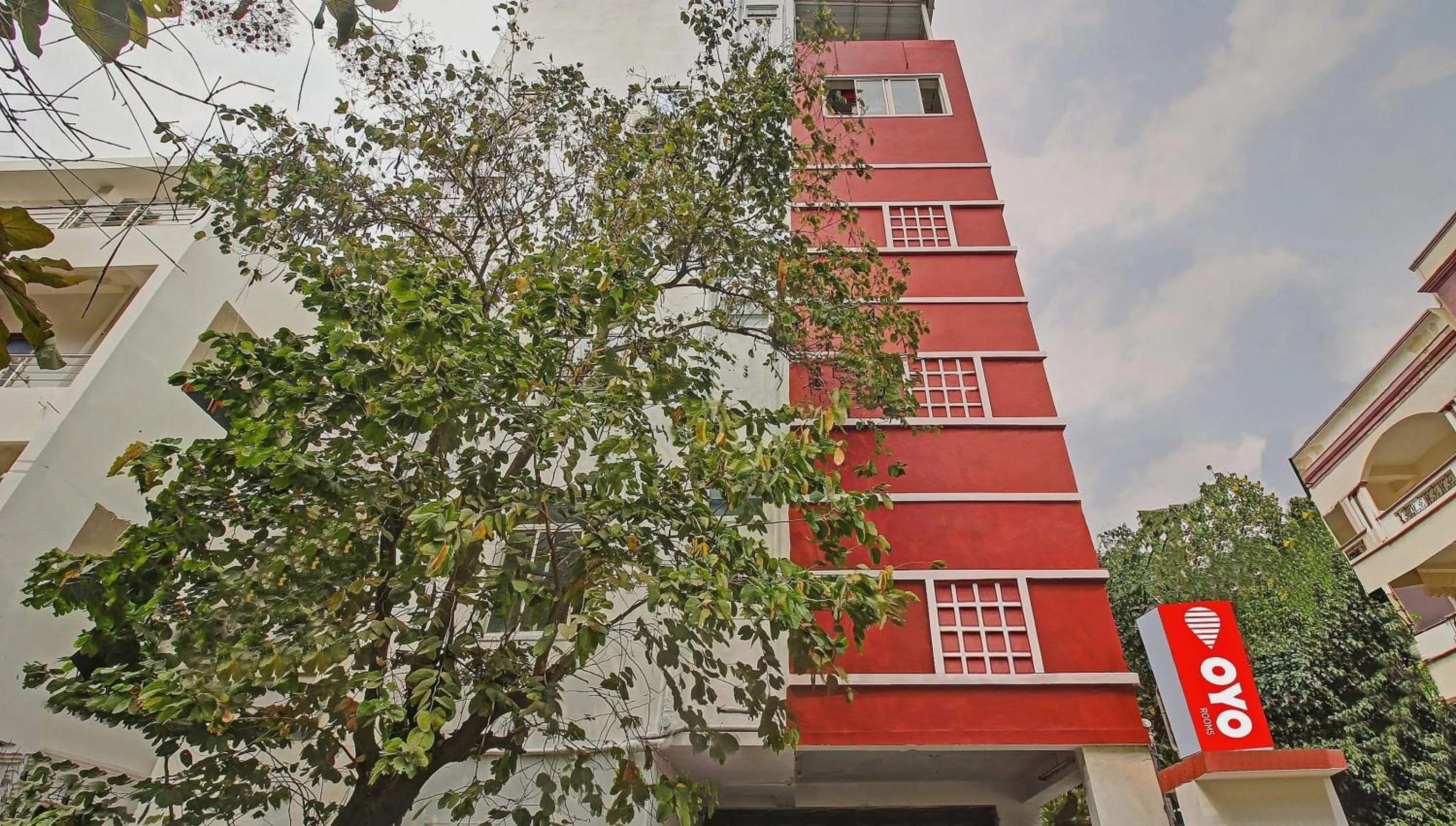 Facade/entrance in Hotel O Sri Residency Near Hyderabad Central