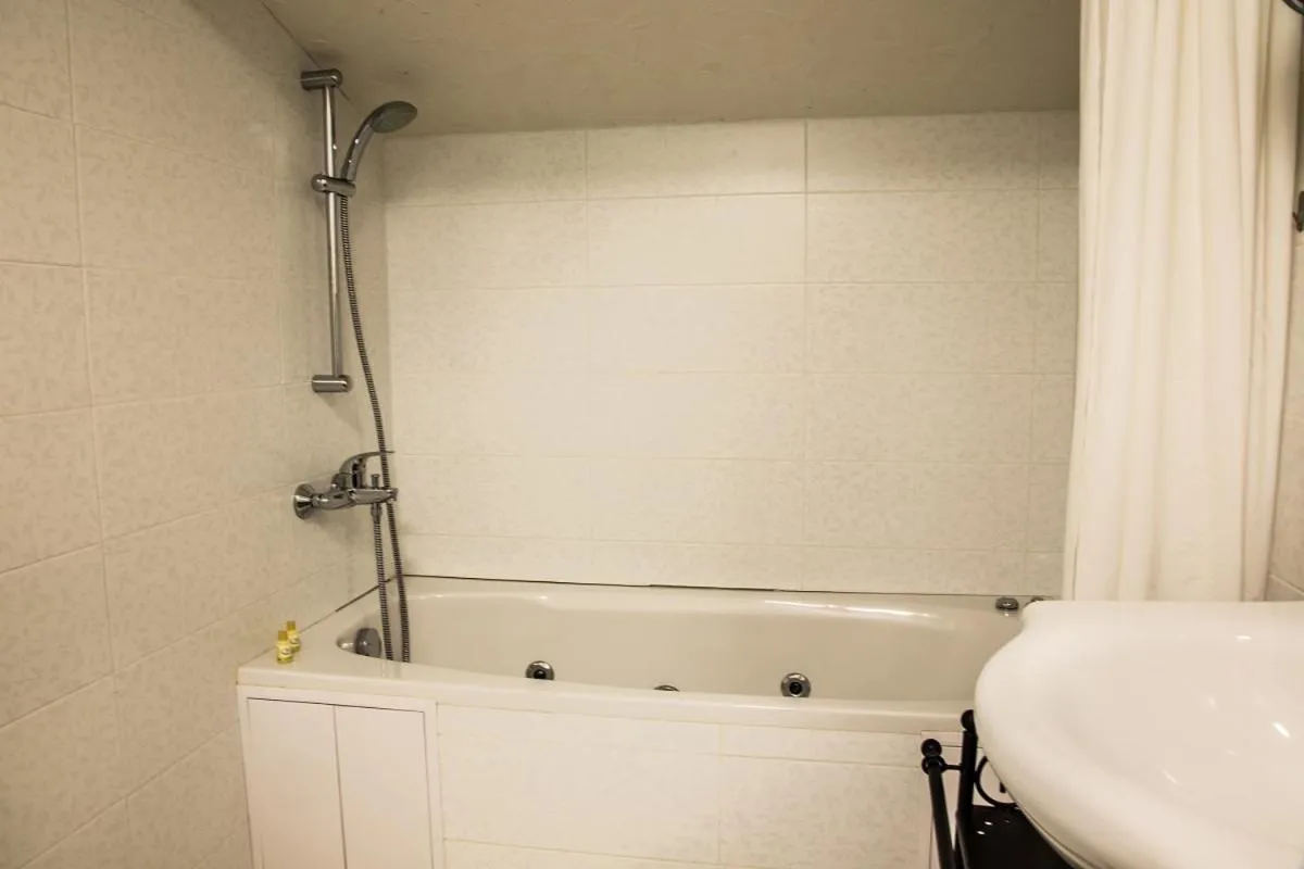 Hot Tub in RILA 6ATO Hotel & Restaurant