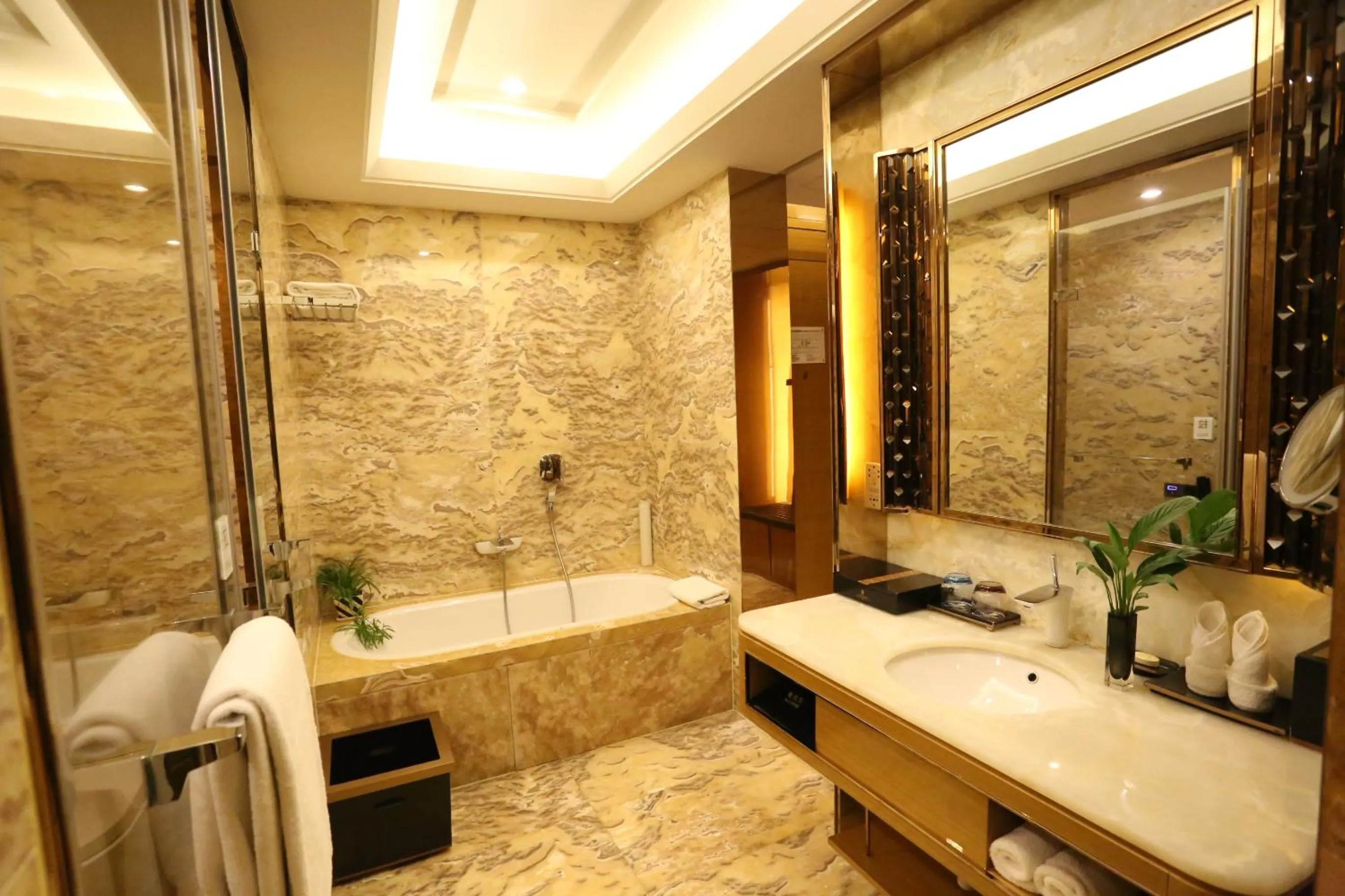 Bath in JinJiang International Hotel Urumqi