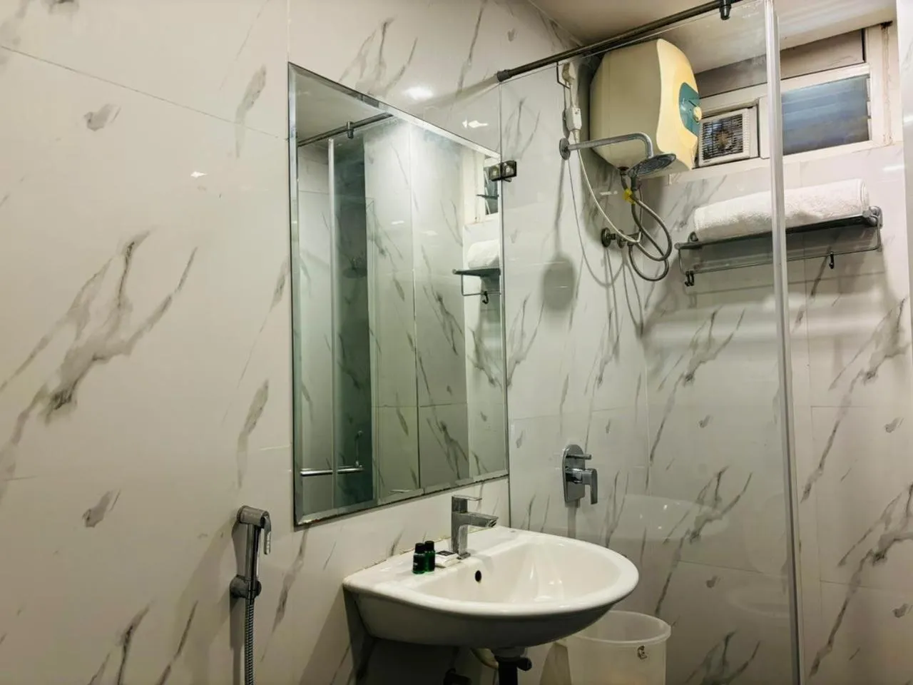 Bathroom in Hotel Elite By Signature Group