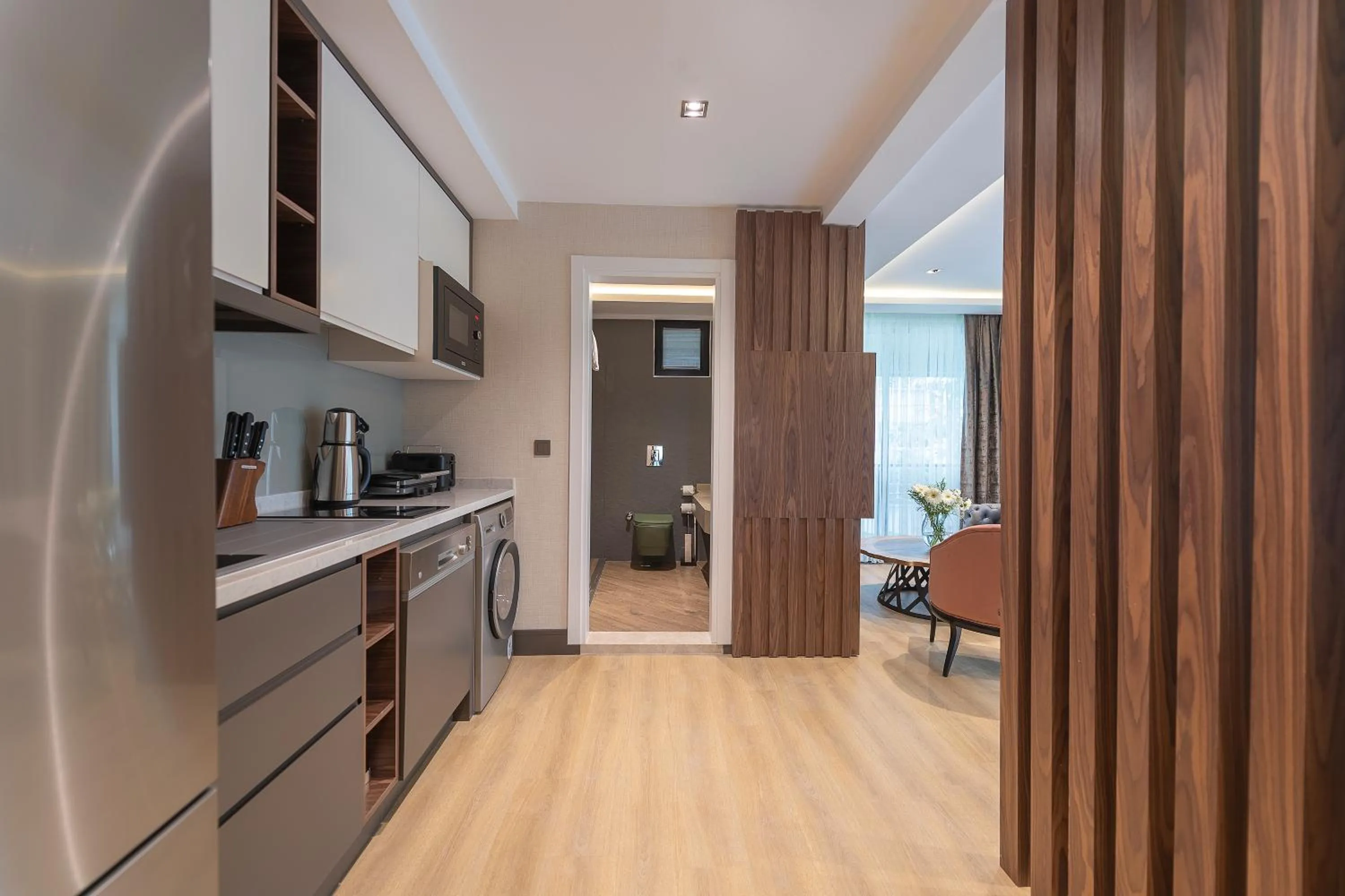 Kitchen or kitchenette in Sealife Royal