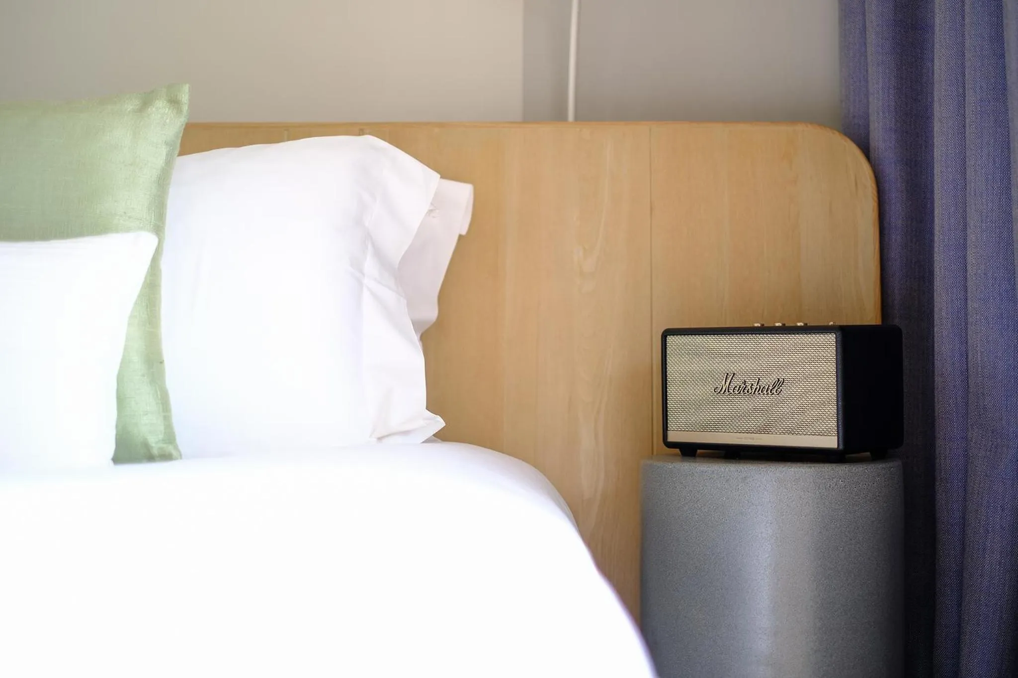 Other, Bed in Sala Bang Pa-In