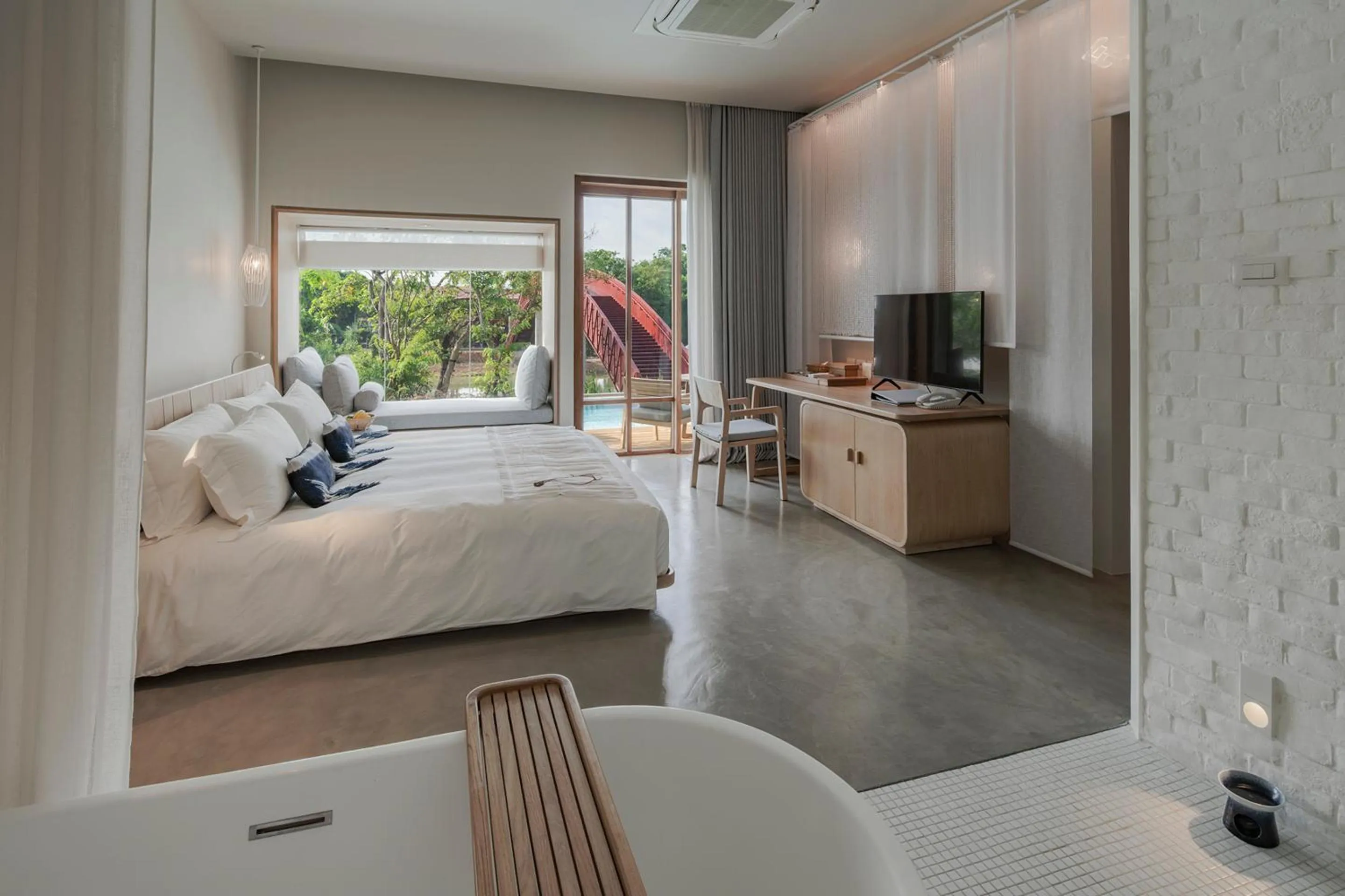 Bed in Sala Bang Pa-In