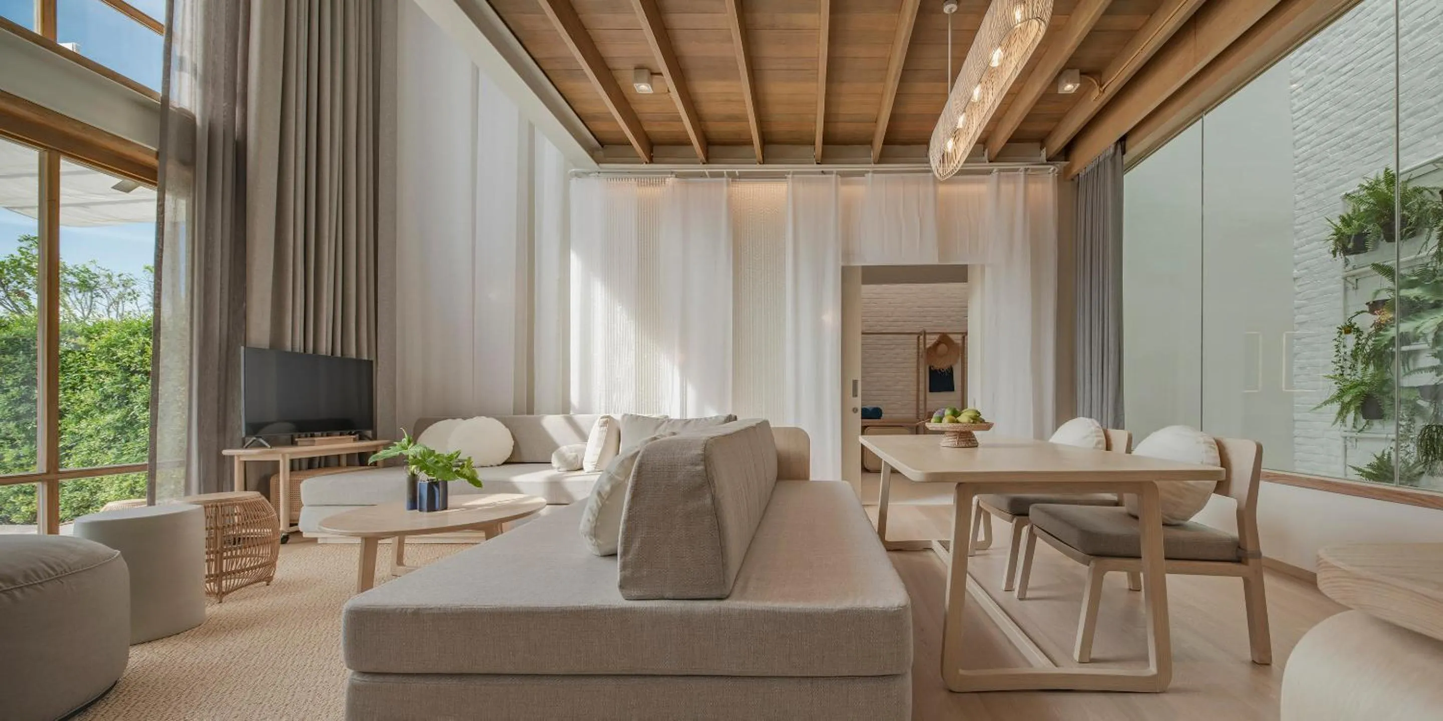 Living room in Sala Bang Pa-In