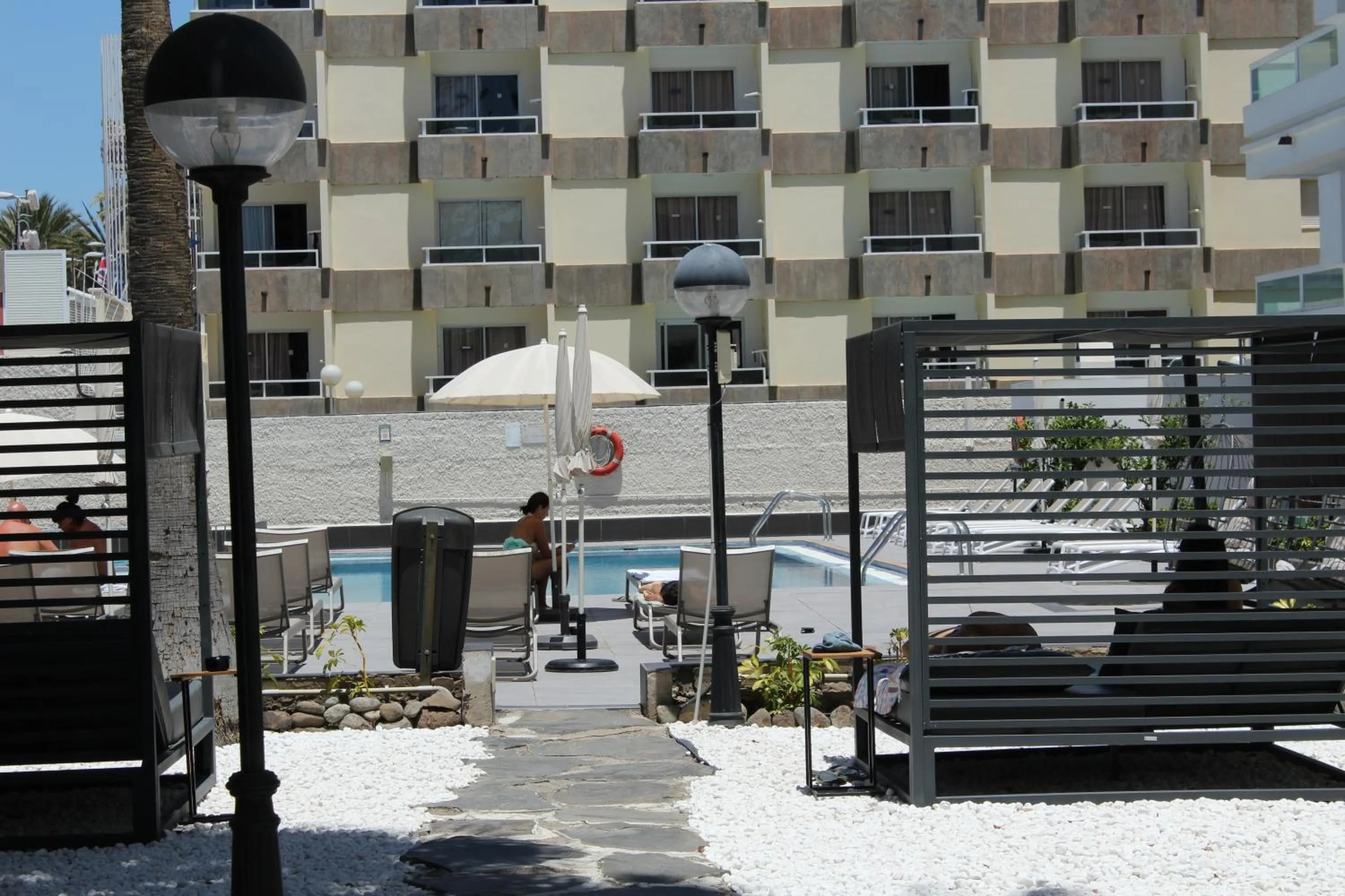 sunbed in Apartamentos Fayna