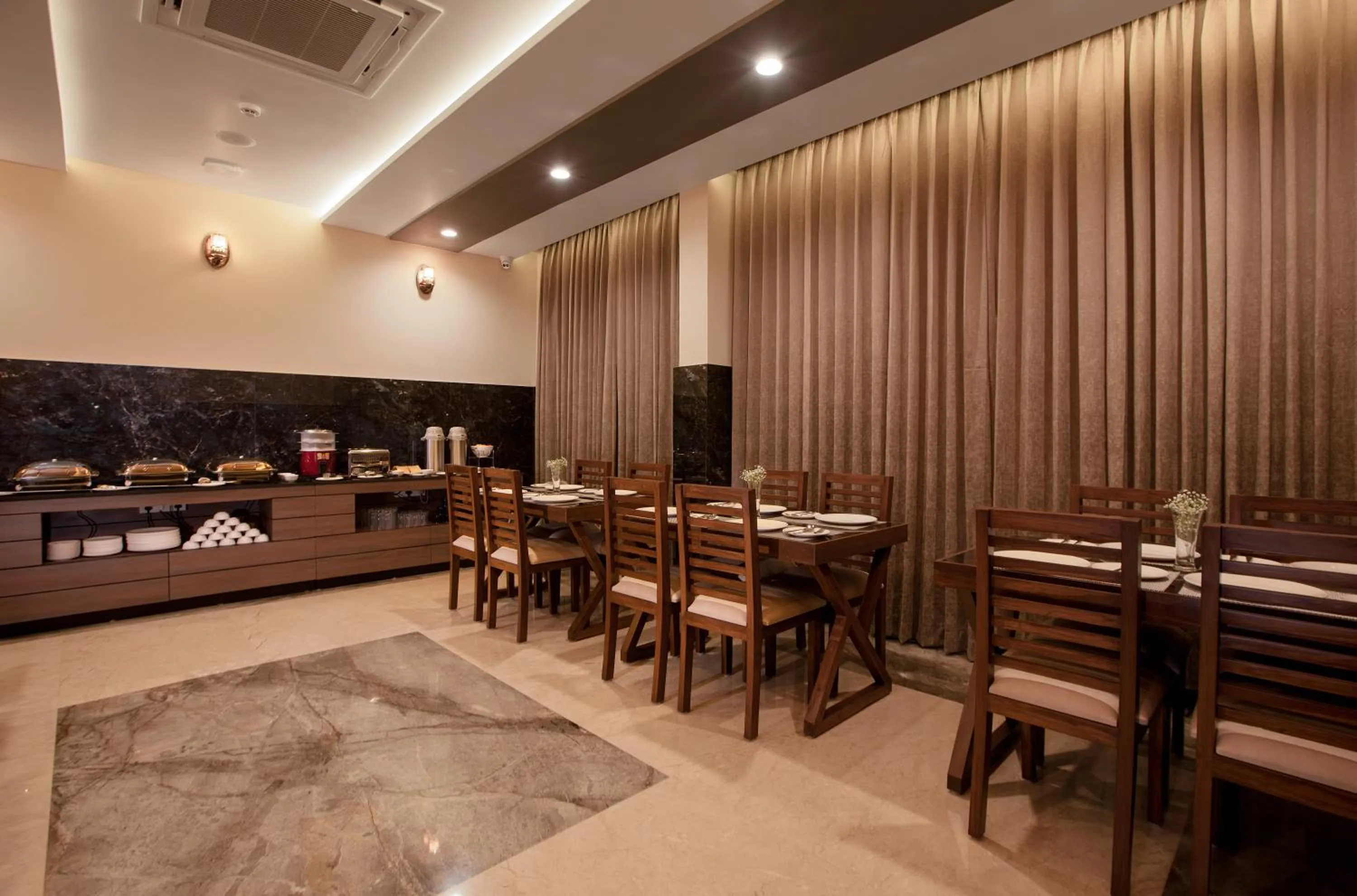 Restaurant/places to eat in The Madras Grand