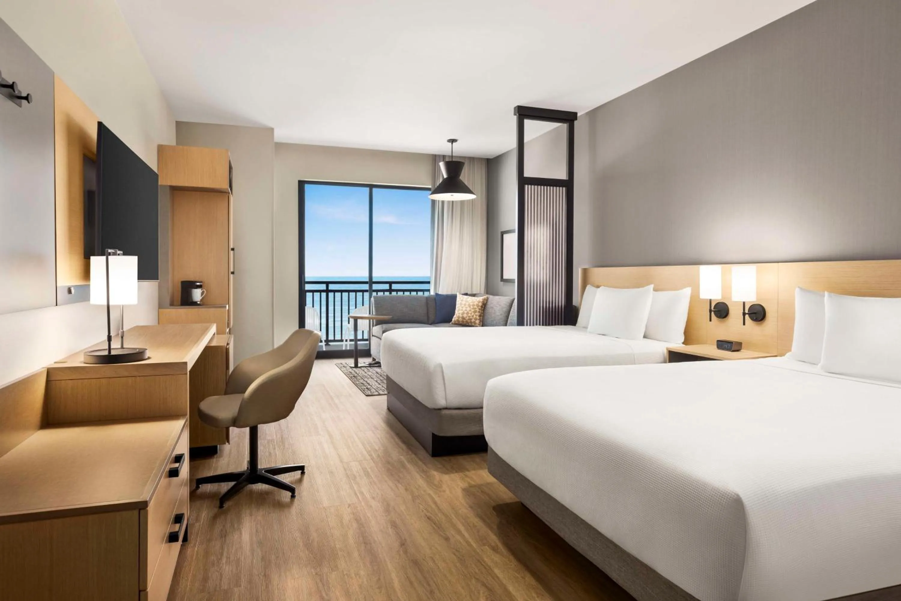 Bedroom, Bed in Hyatt Place Virginia Beach Oceanfront