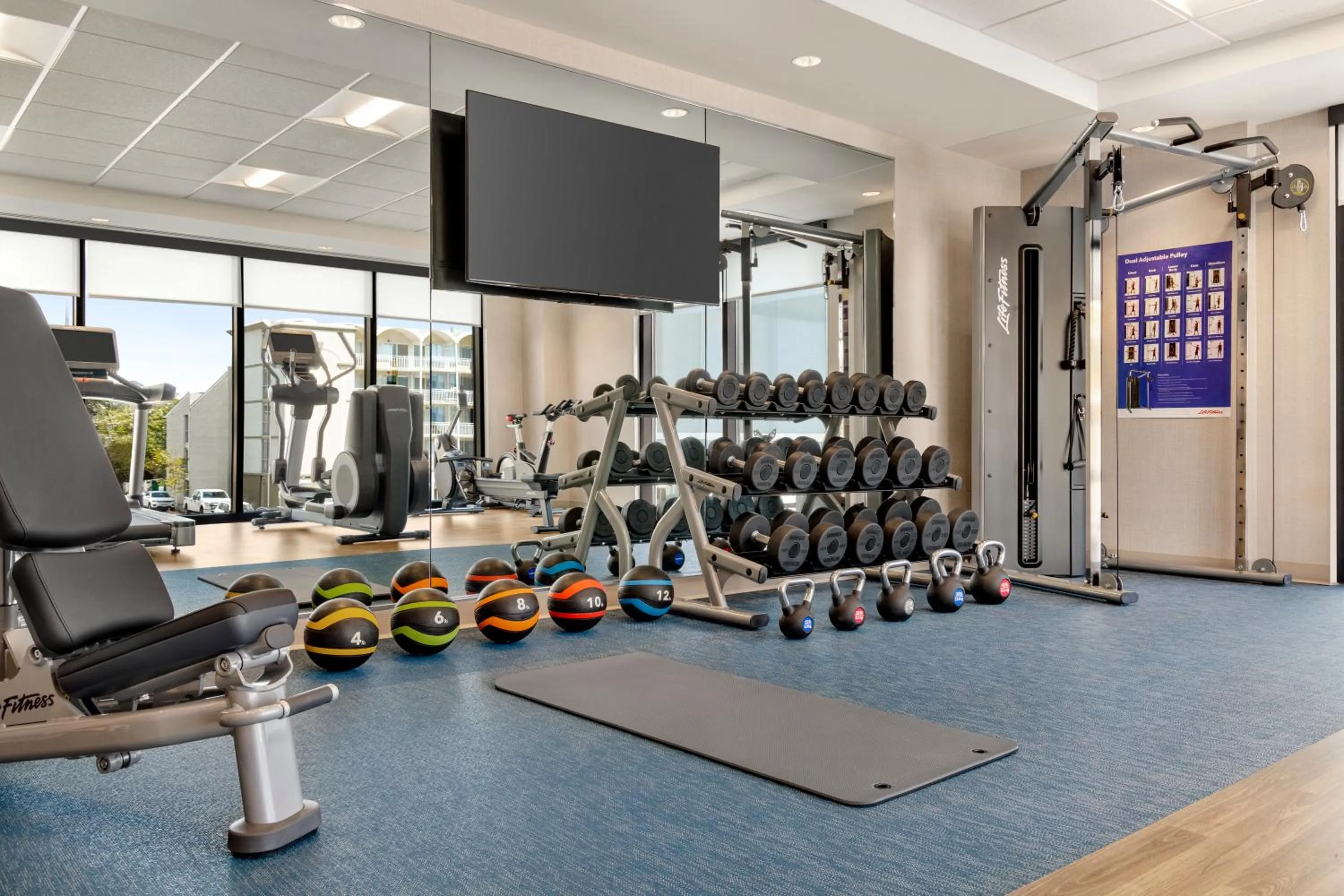 Fitness centre/facilities in Hyatt Place Virginia Beach Oceanfront