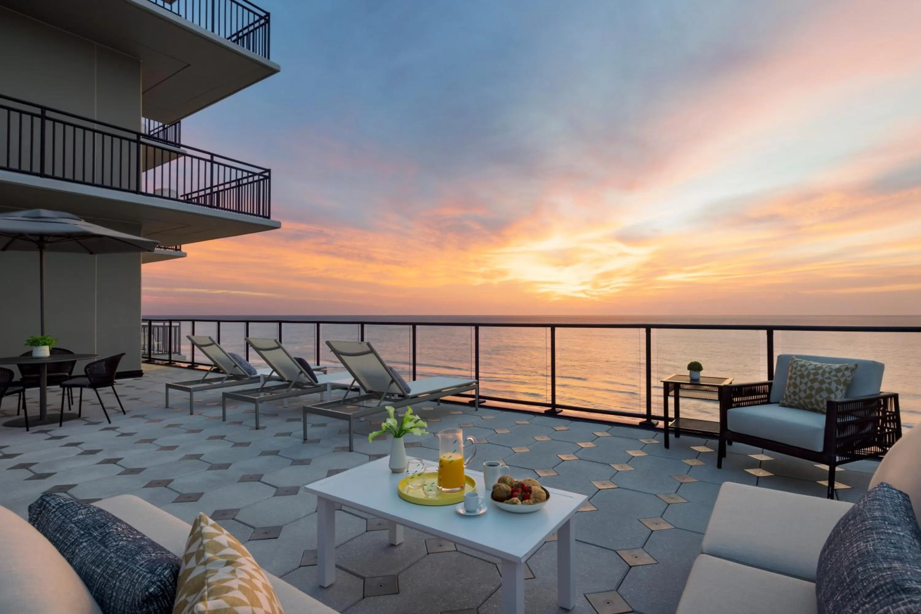 Patio in Hyatt Place Virginia Beach Oceanfront