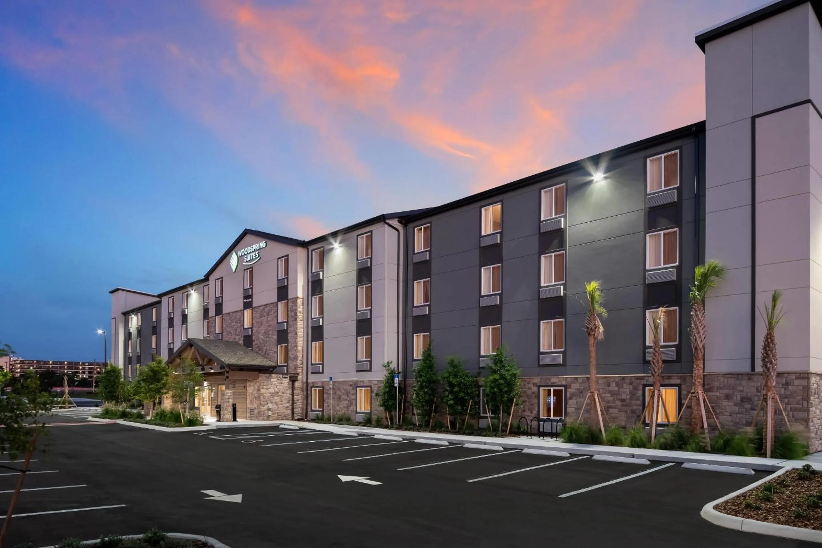 Property building in WoodSpring Suites Orlando I-4 & Convention Center