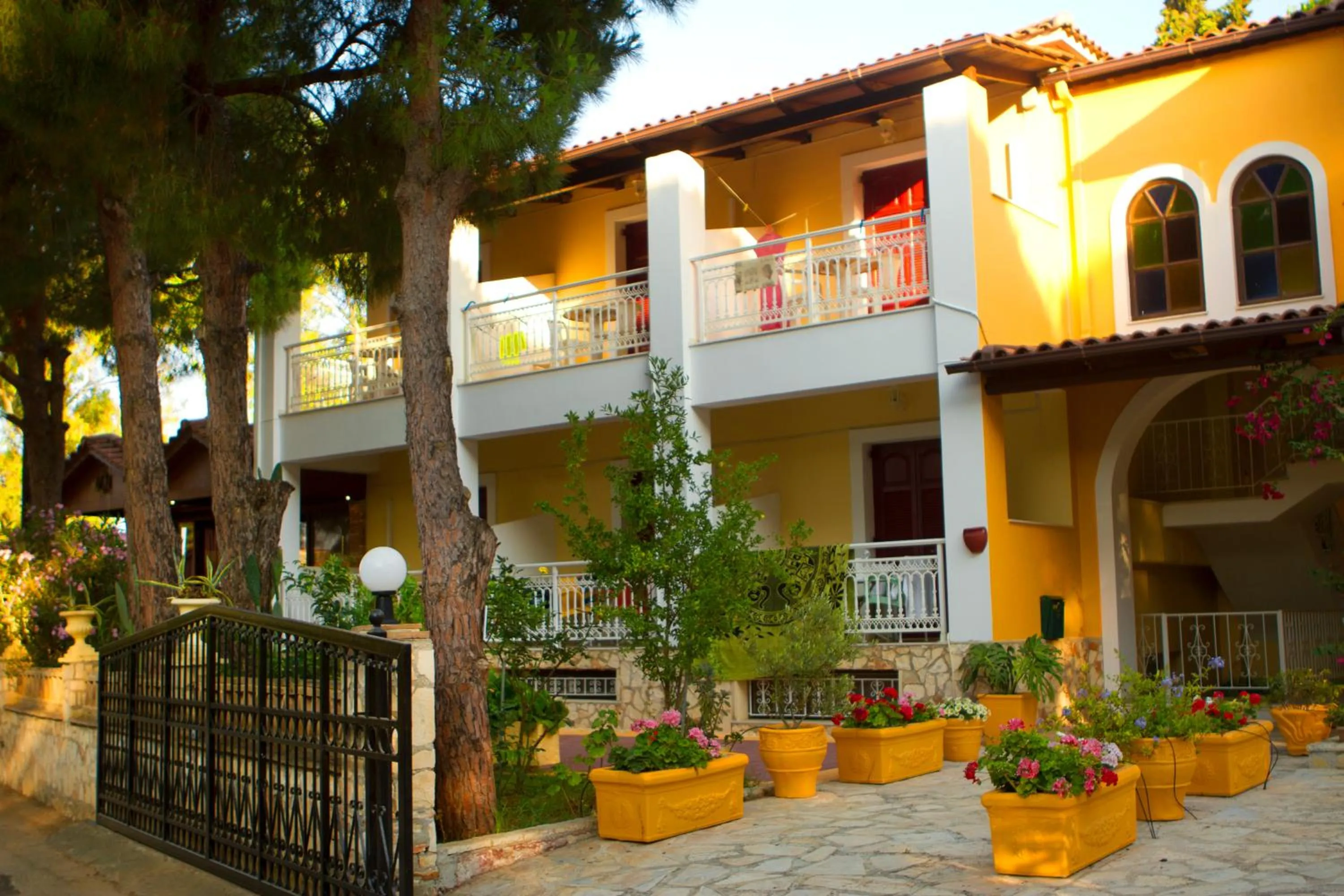 Property building in Pyrgaraki Studios and Apartments