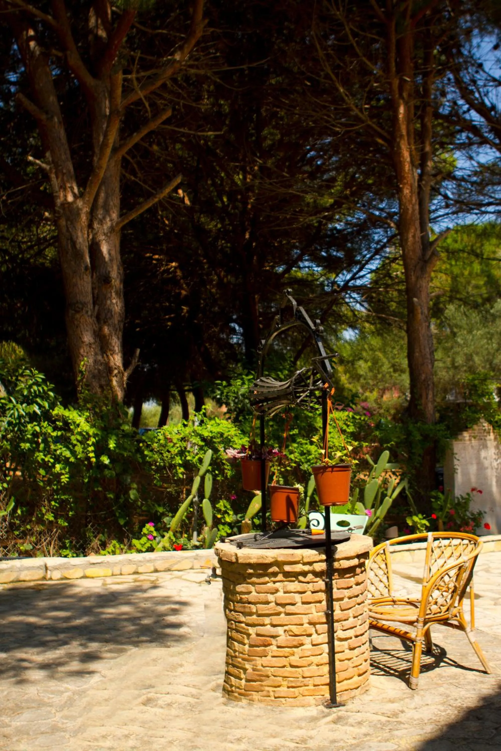 Garden in Pyrgaraki Studios and Apartments