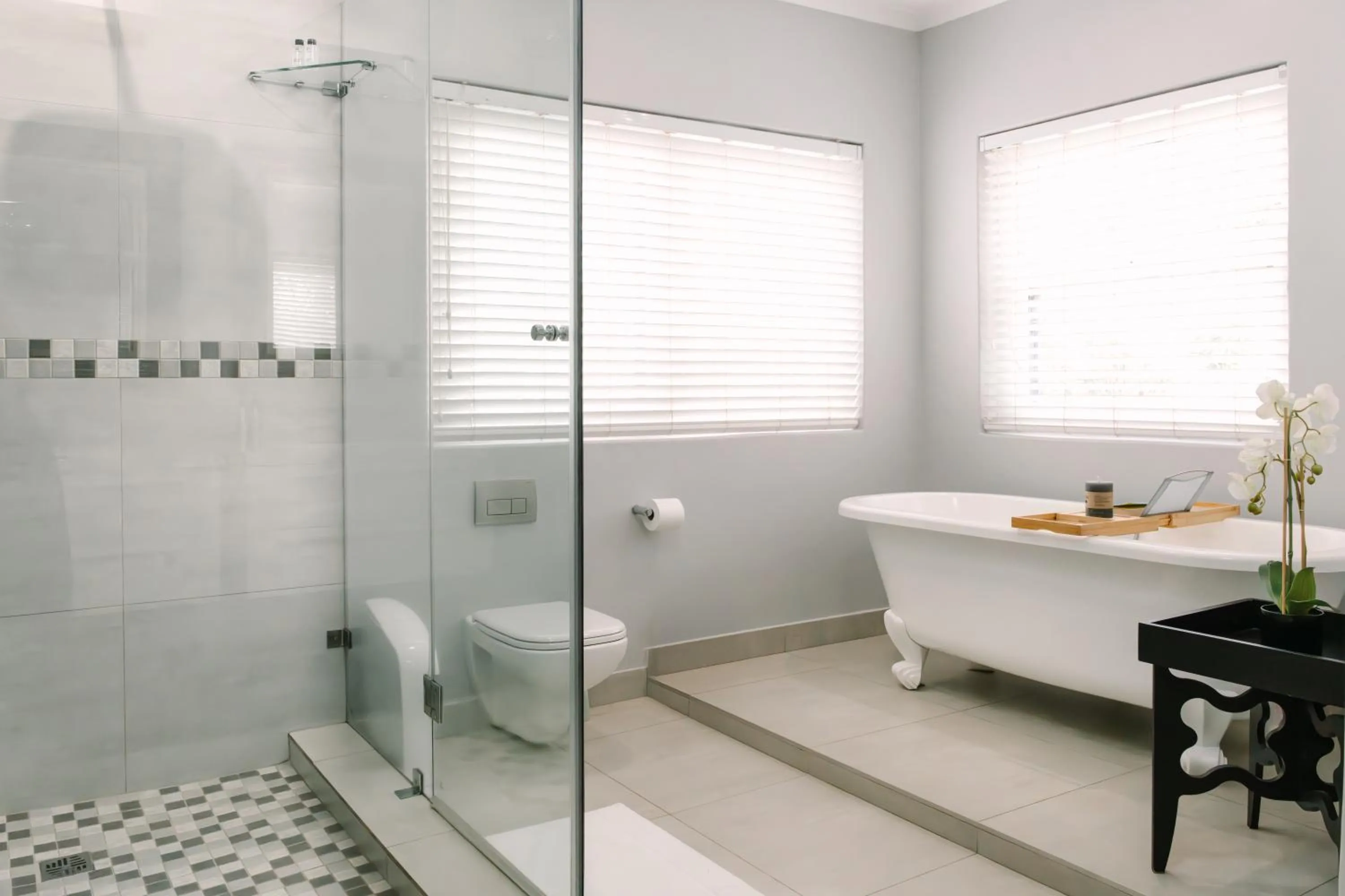 Bathroom in The Salene Hotel & Apartments