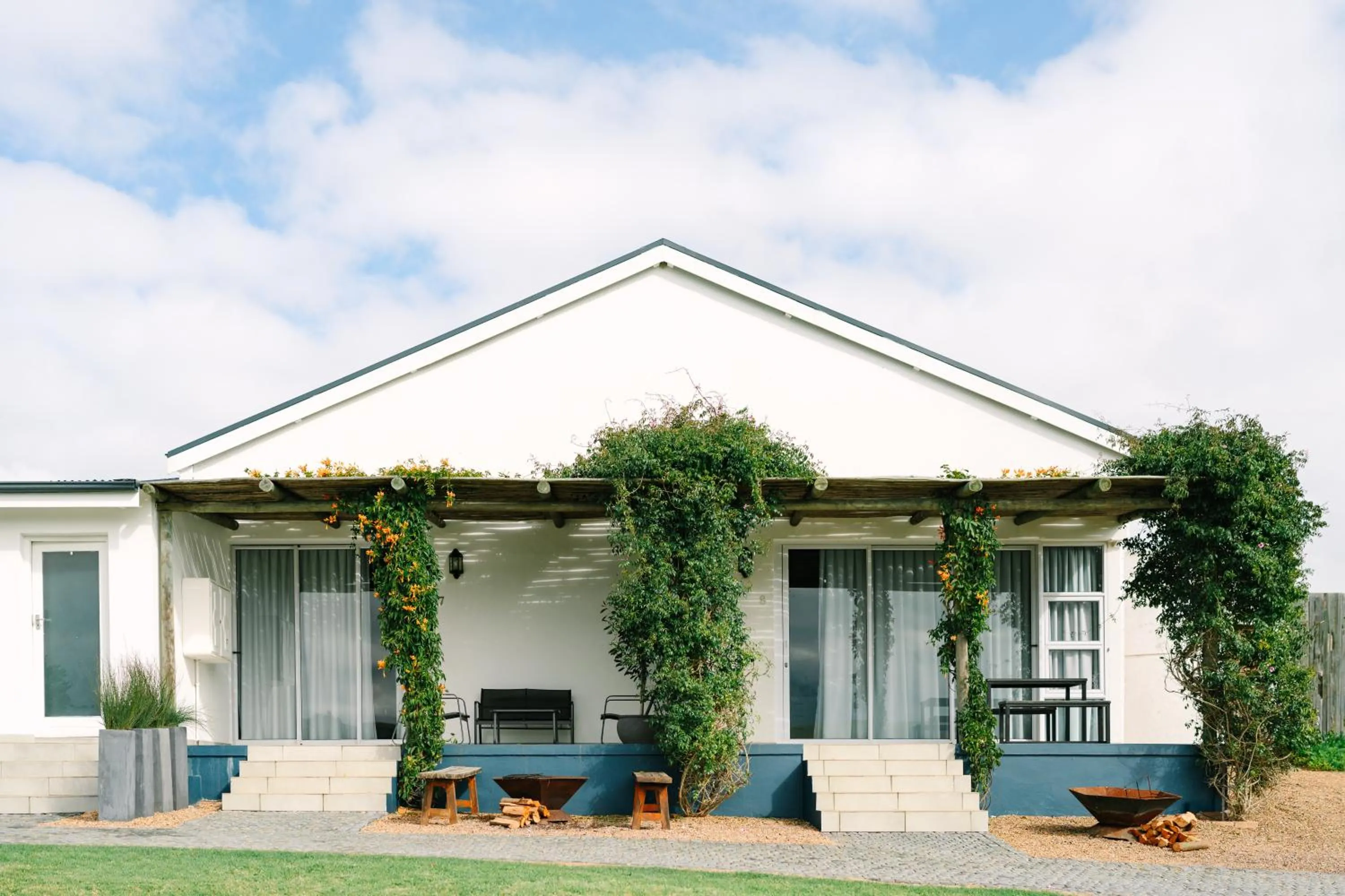 Balcony/Terrace in The Salene Hotel & Apartments