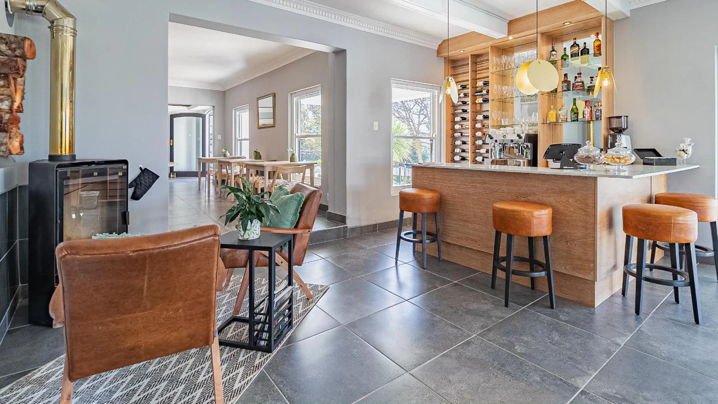 Lobby or reception in The Salene Hotel & Apartments