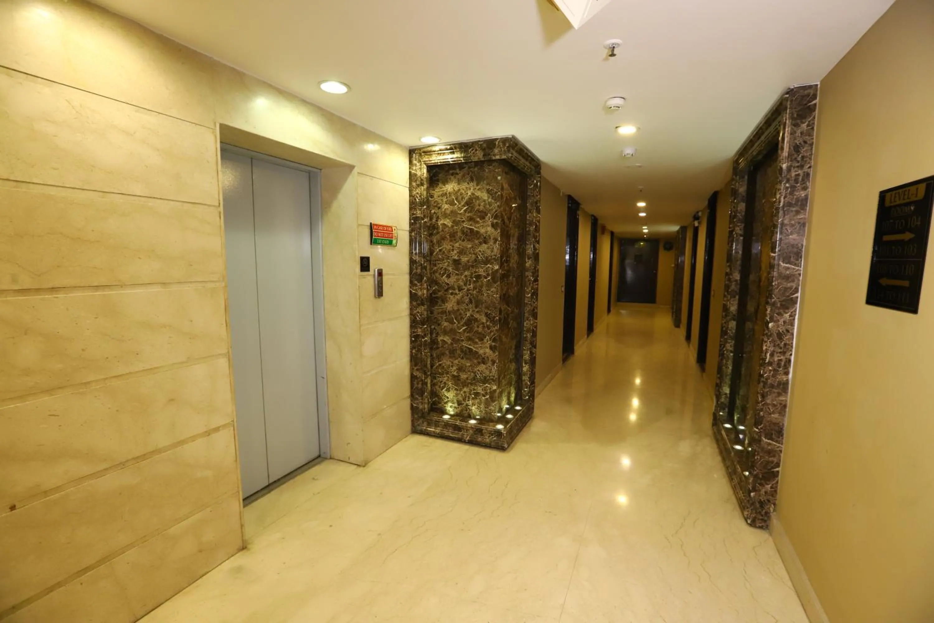 Lobby or reception in Hotel Palm Grand Naraina New Delhi - Couple Friendly Local IDs Accepted